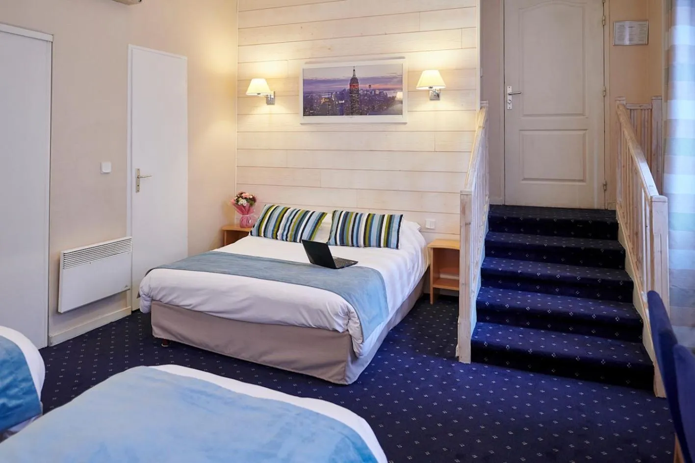 Photo of the whole room, Bed in Hôtel du Nord