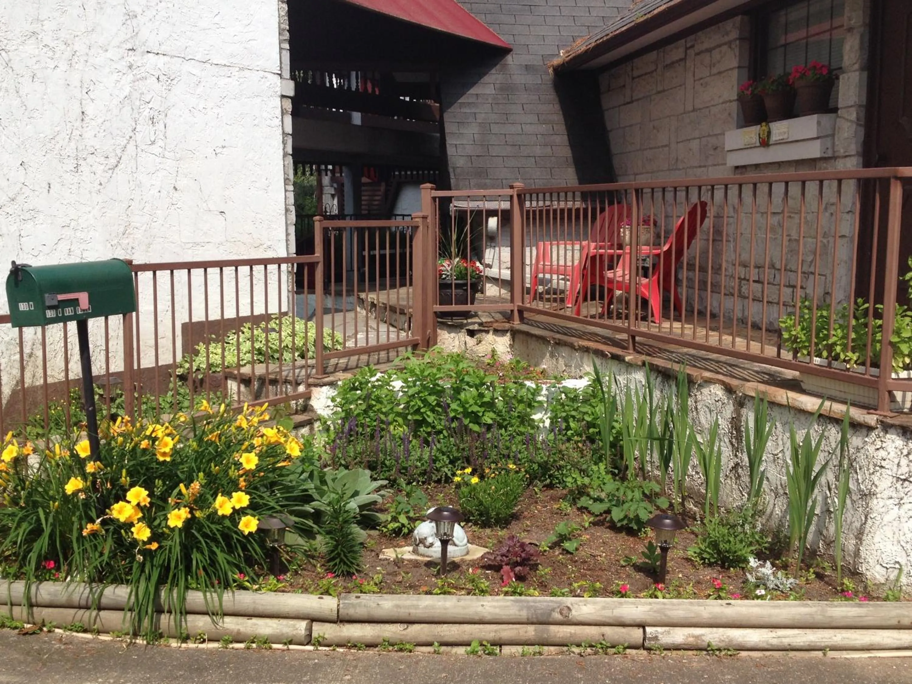 Garden in Matterhorn Tower