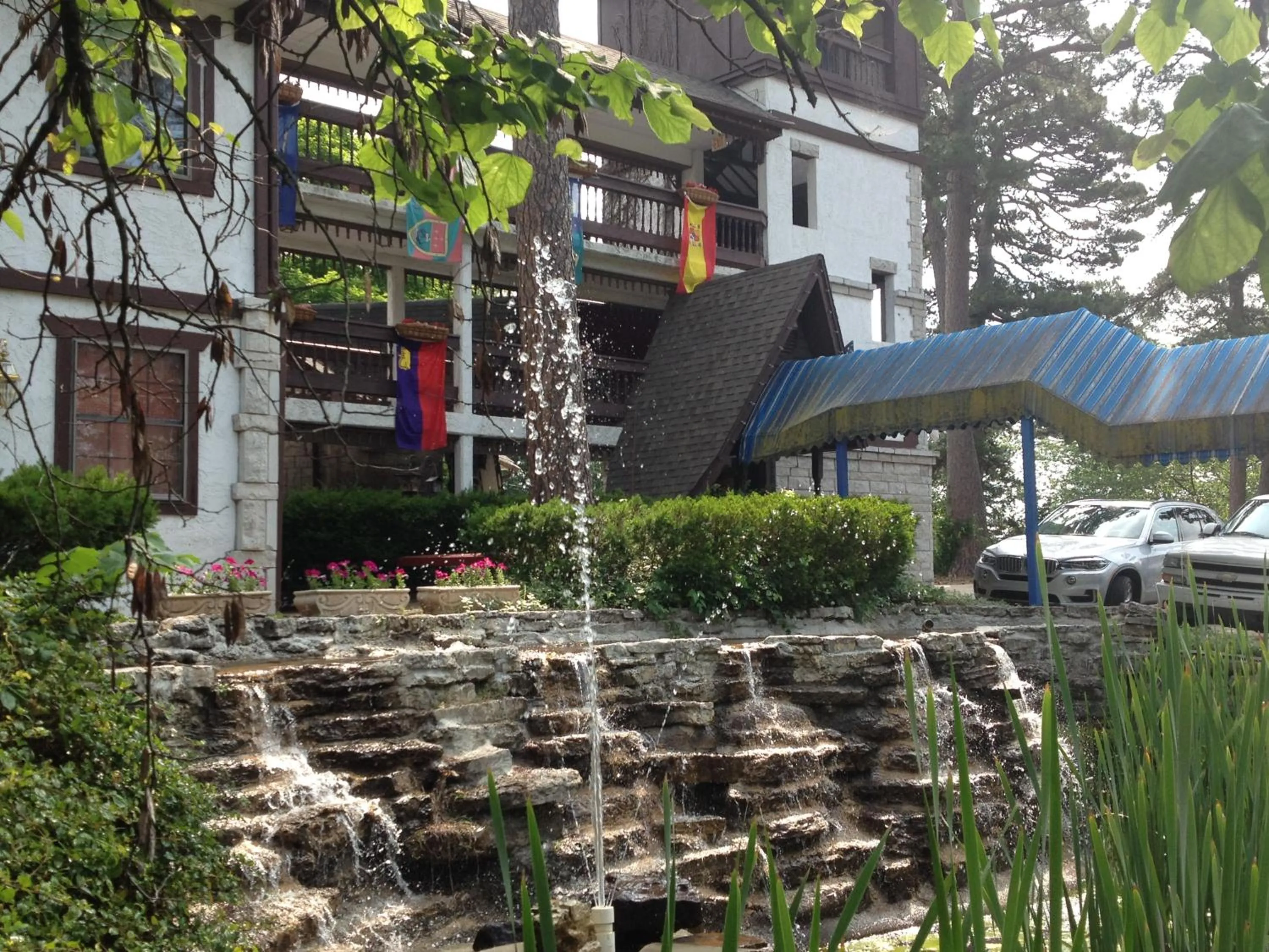 Nearby landmark in Matterhorn Tower