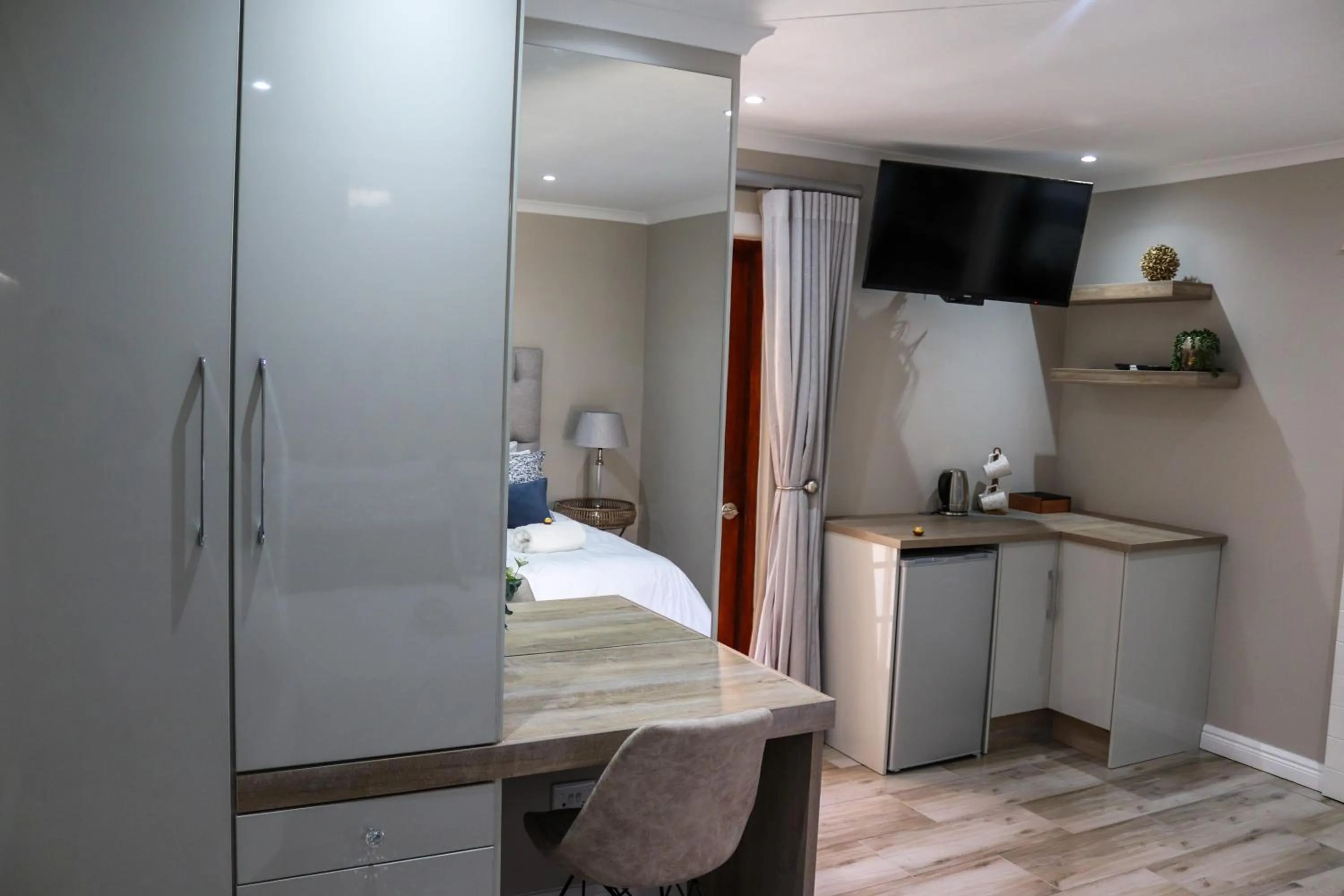 Bed in Stonehill Villa