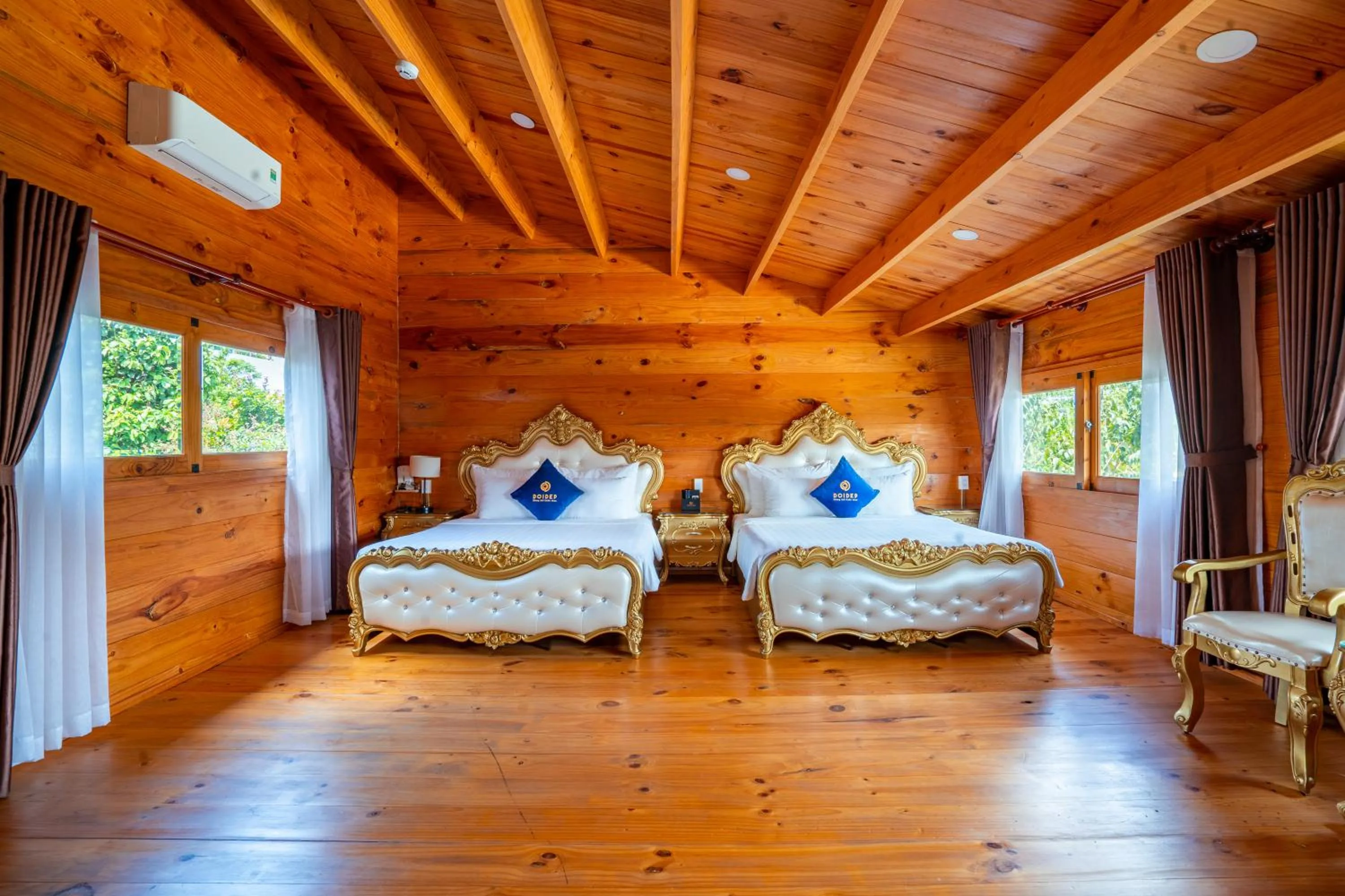 Bedroom, Bed in Tea Resort