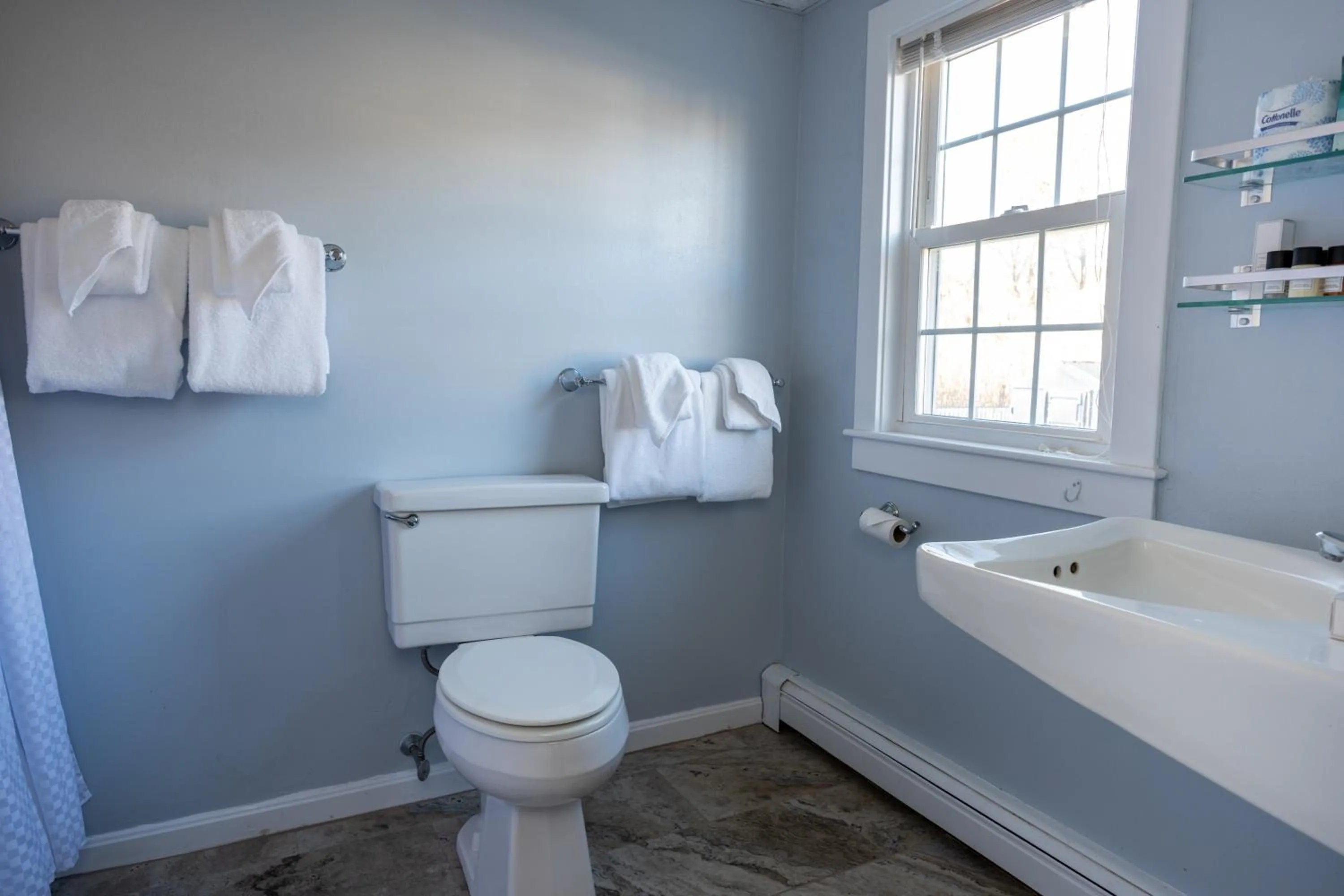 Toilet in The Beach House Inn