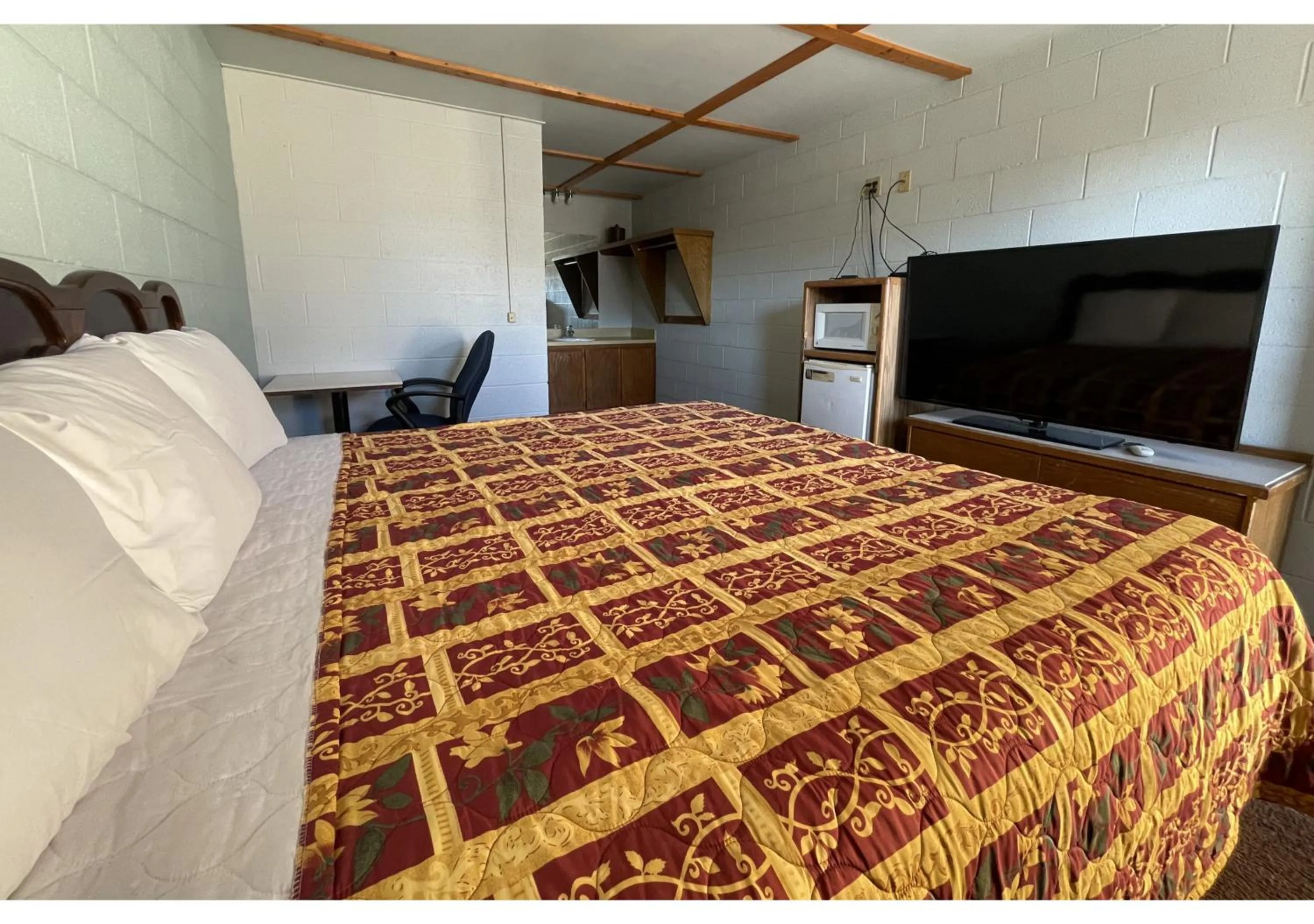 Bedroom, Bed in Skyline Motel Bartlesville Hwy 75