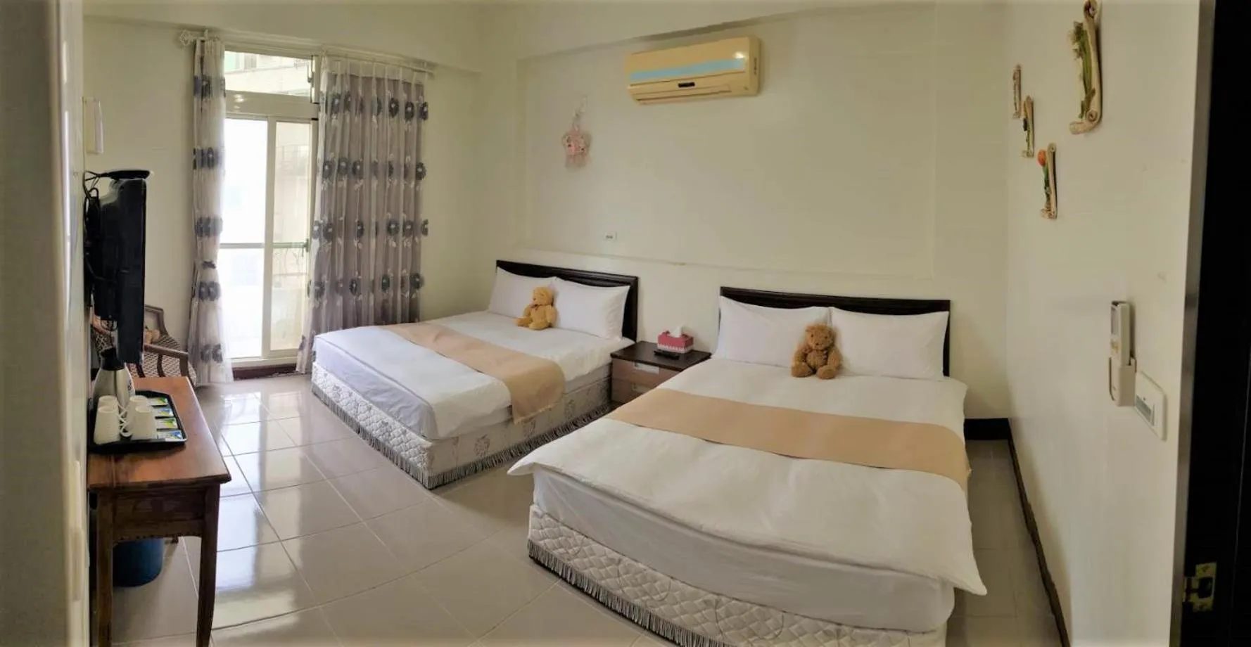Property building, Bed in Leisure Homestay