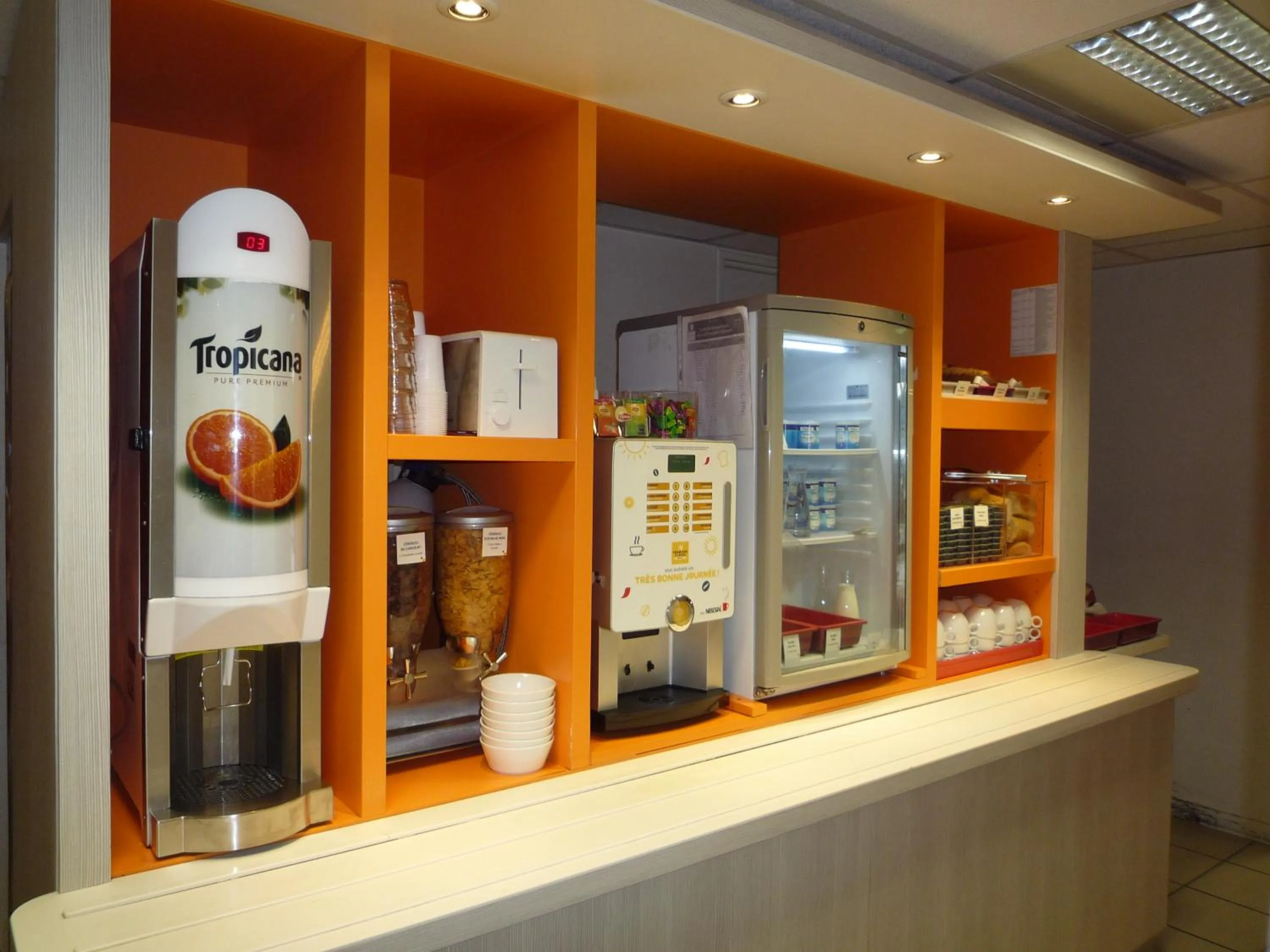 Continental breakfast in Première Classe Valence Sud