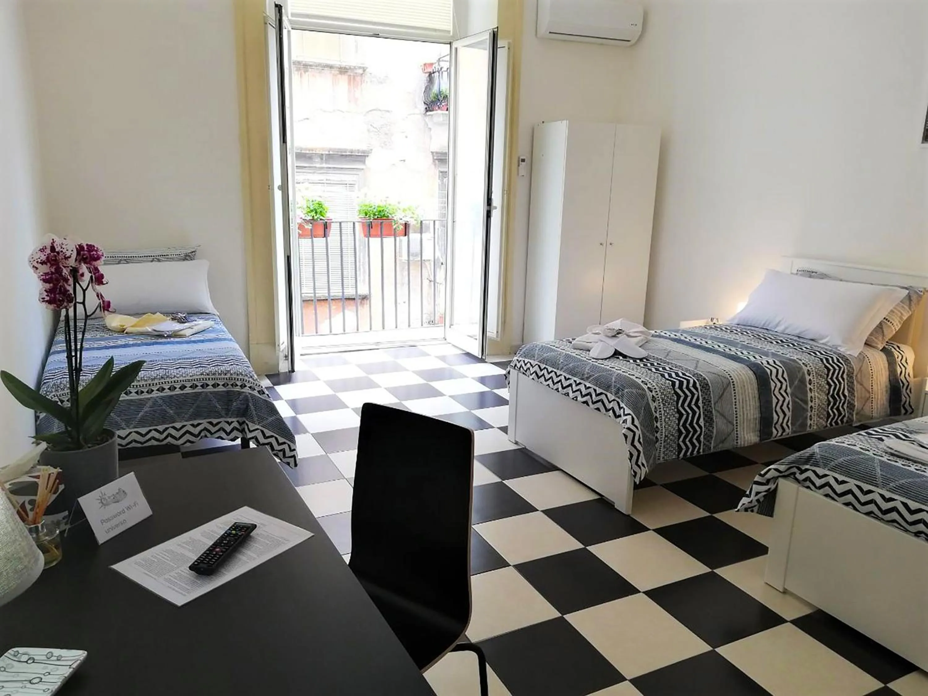 MB Napoles intera casa