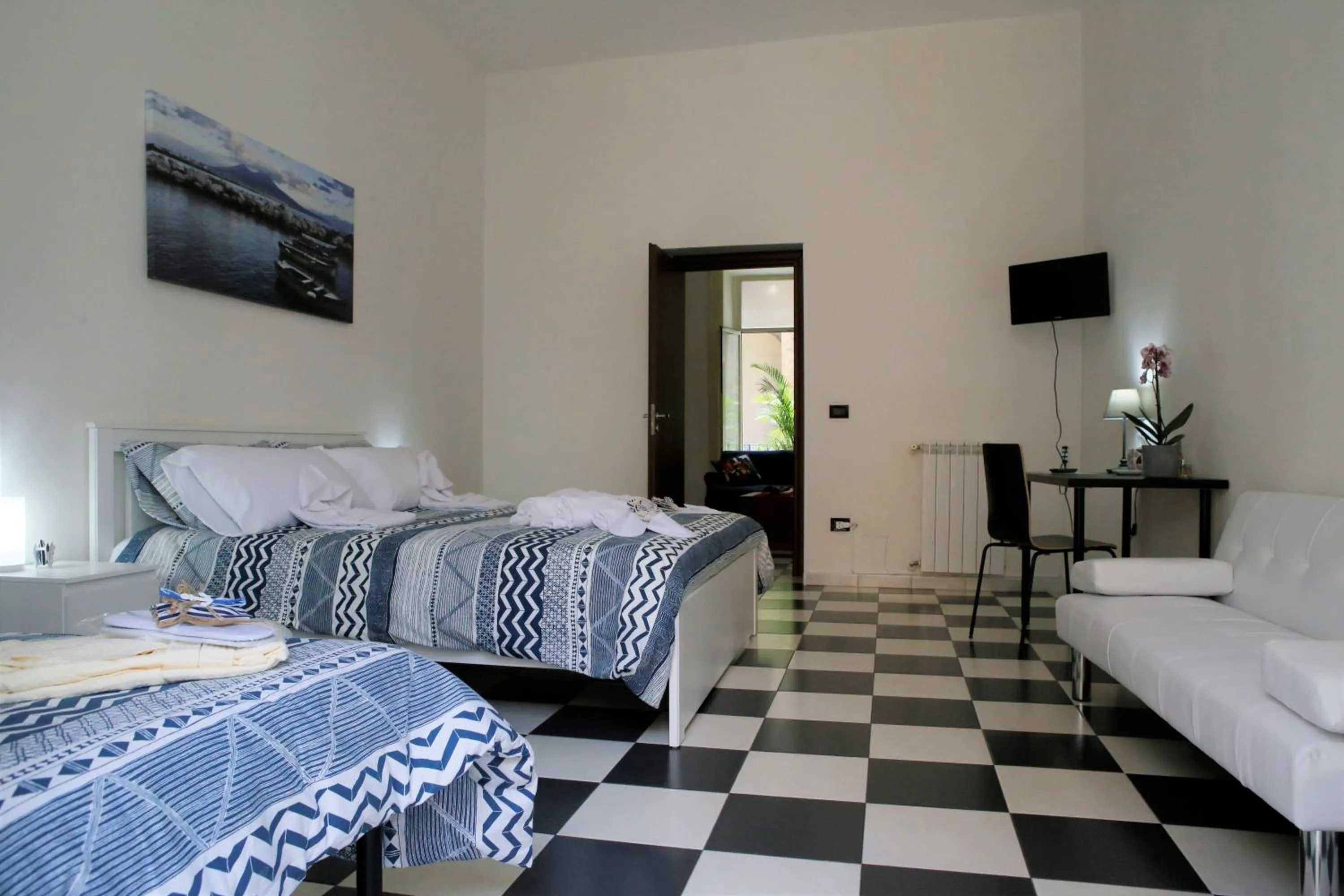 MB Napoles intera casa