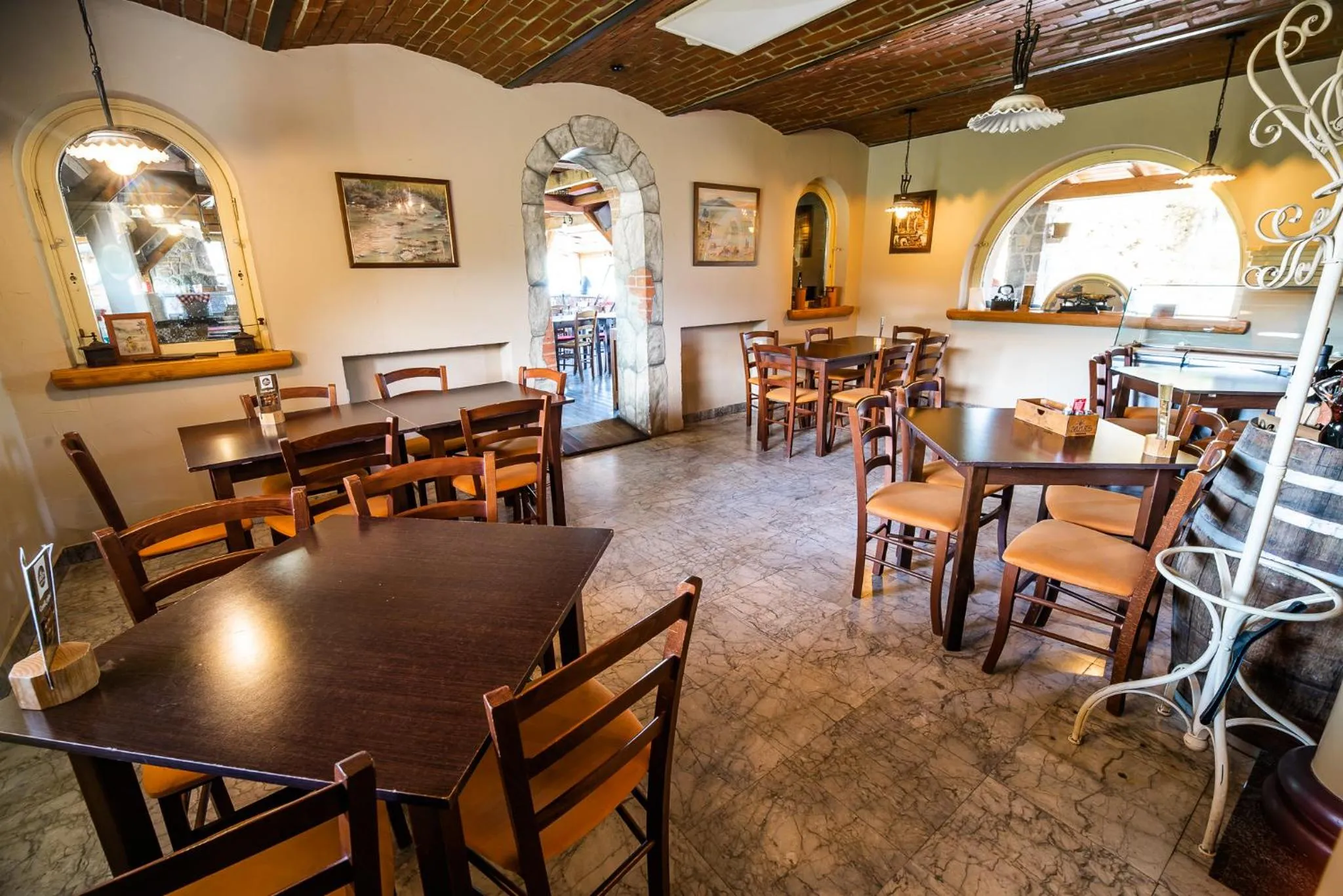 Restaurant/places to eat in Guesthouse Mars