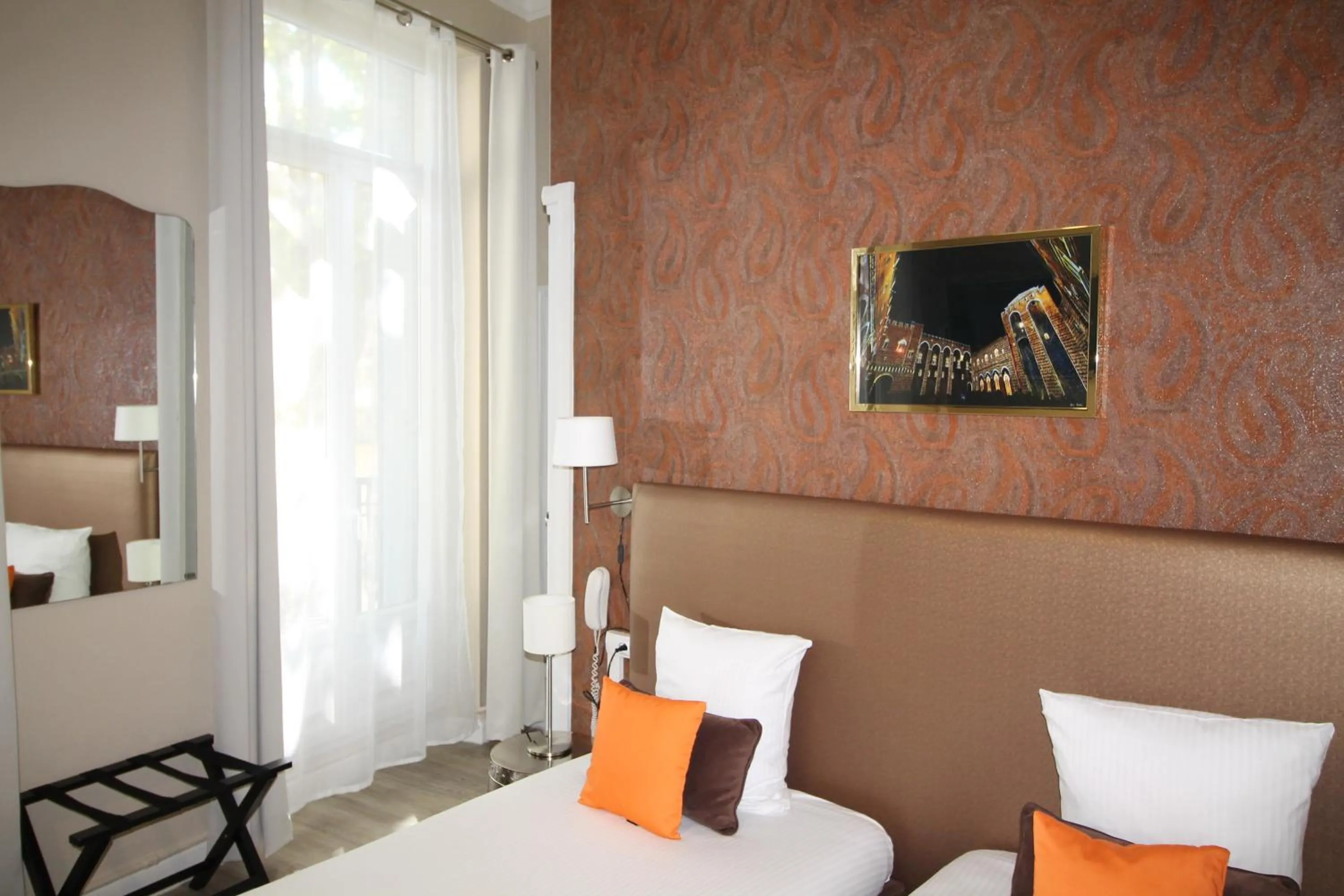 Bedroom, Bed in Régina Boutique Hotel