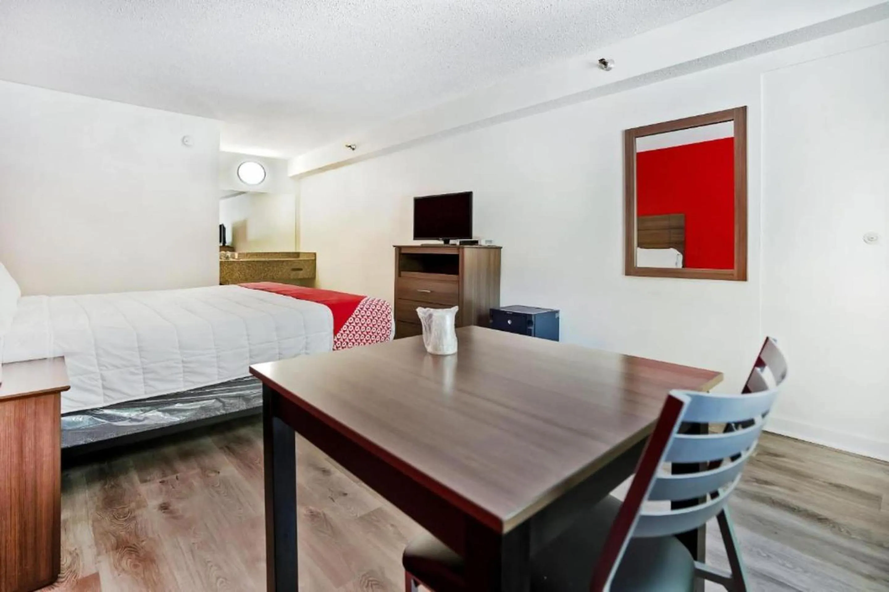 Bedroom, Bed in OYO Hotel Decatur I-285 The Perimeter