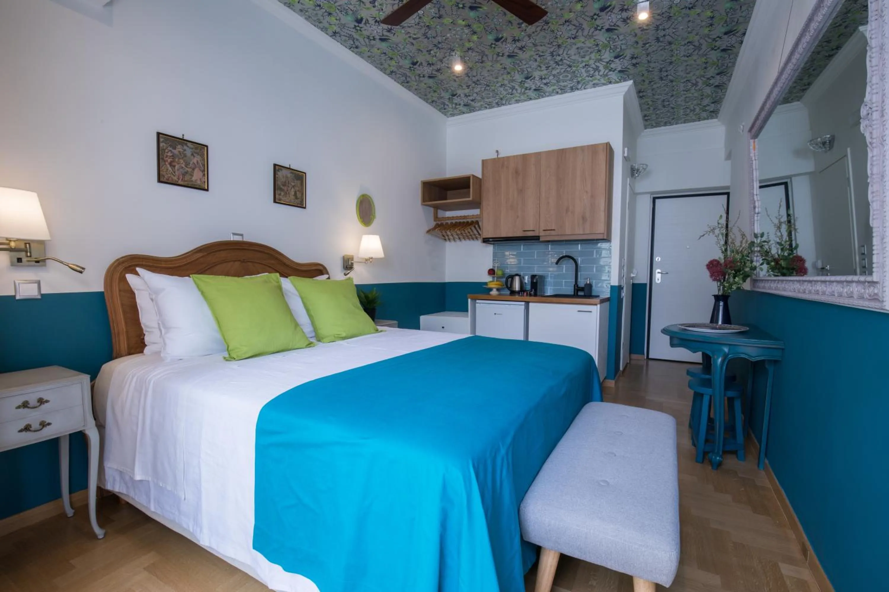 Bed in Rastoni Athens Suites near Acropolis at Tsatsou street