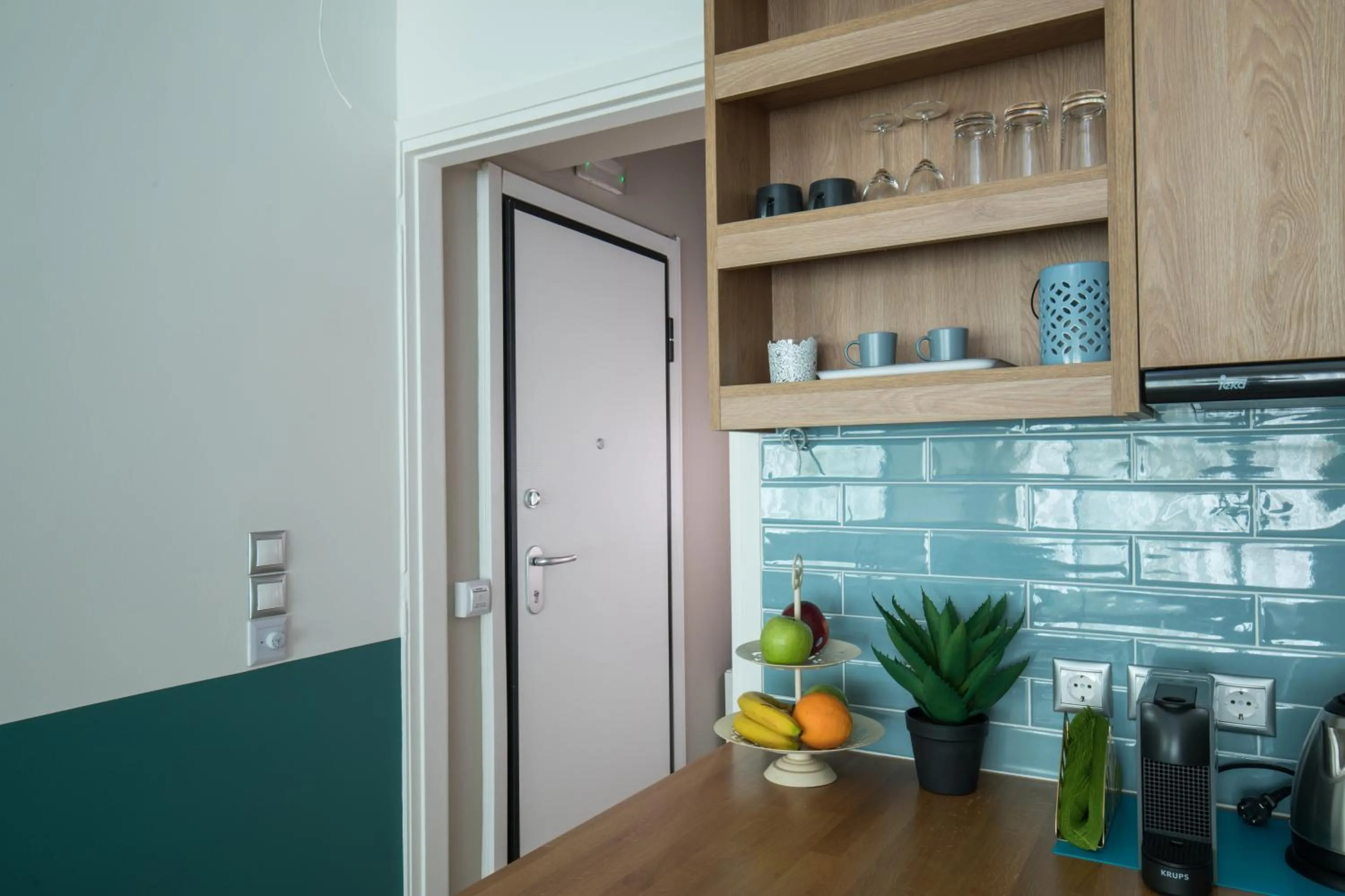 Rastoni Athens Suites near Acropolis at Tsatsou street