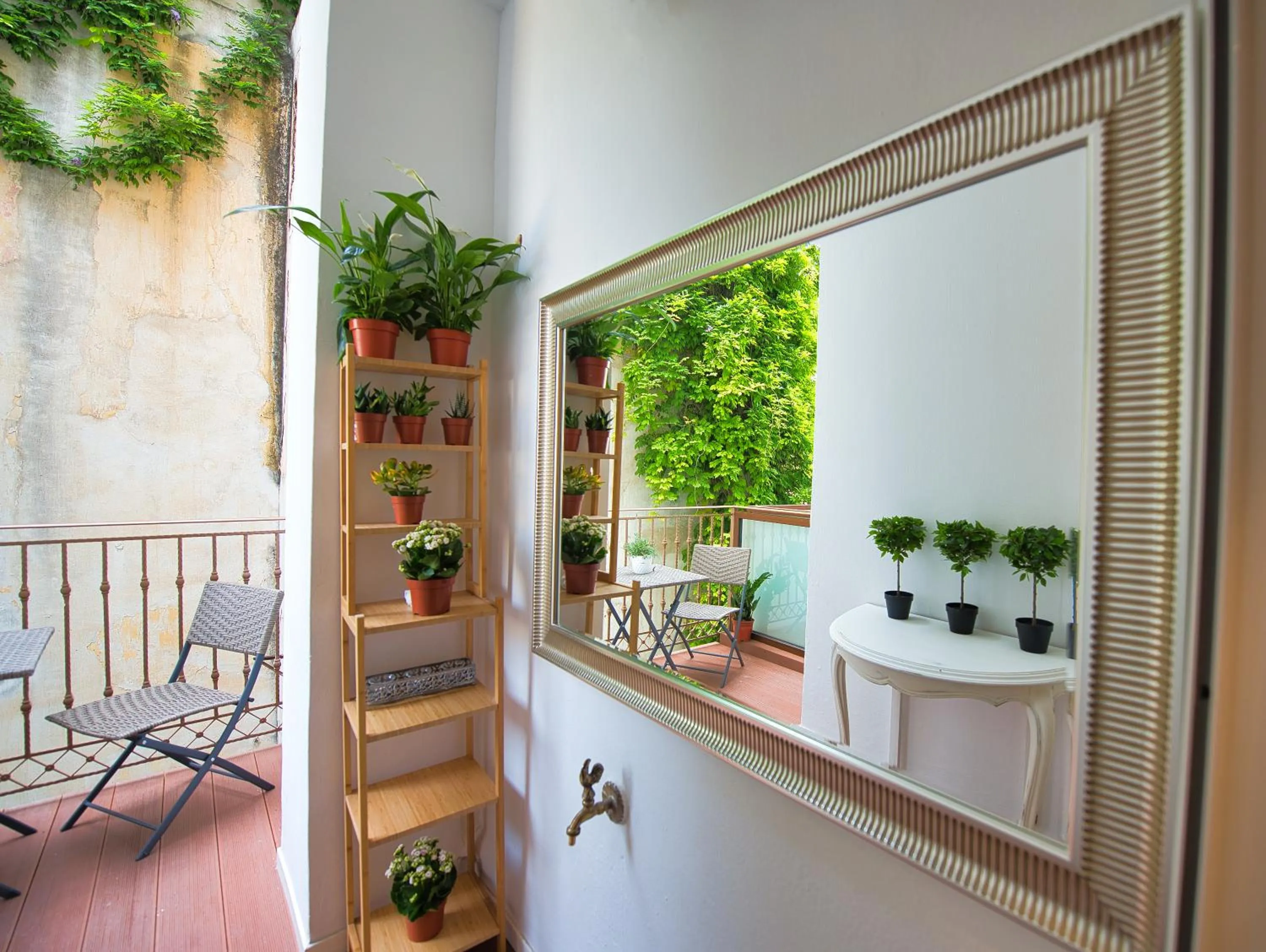 Balcony/Terrace in Rastoni Athens Suites near Acropolis at Tsatsou street