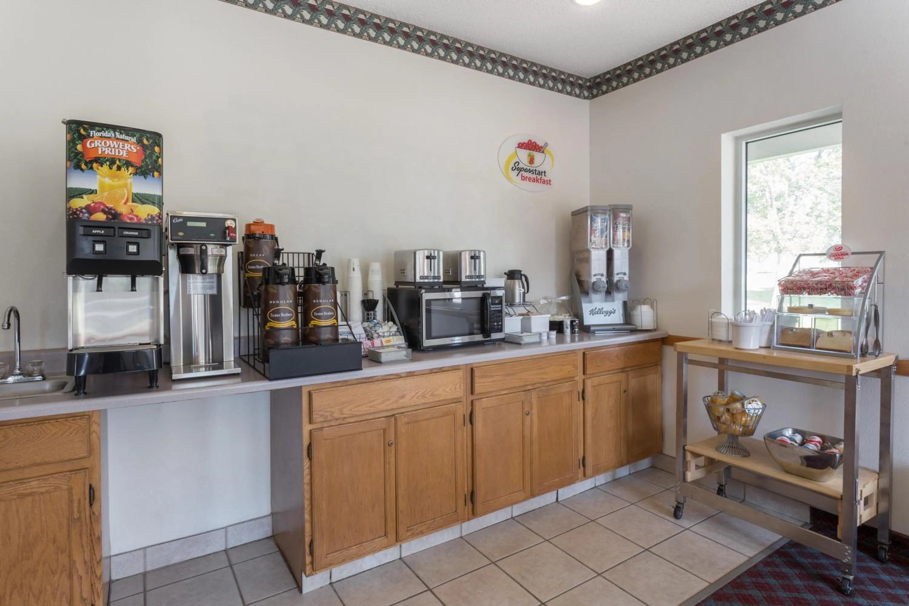 Breakfast in Super 8 by Wyndham Cresco IA