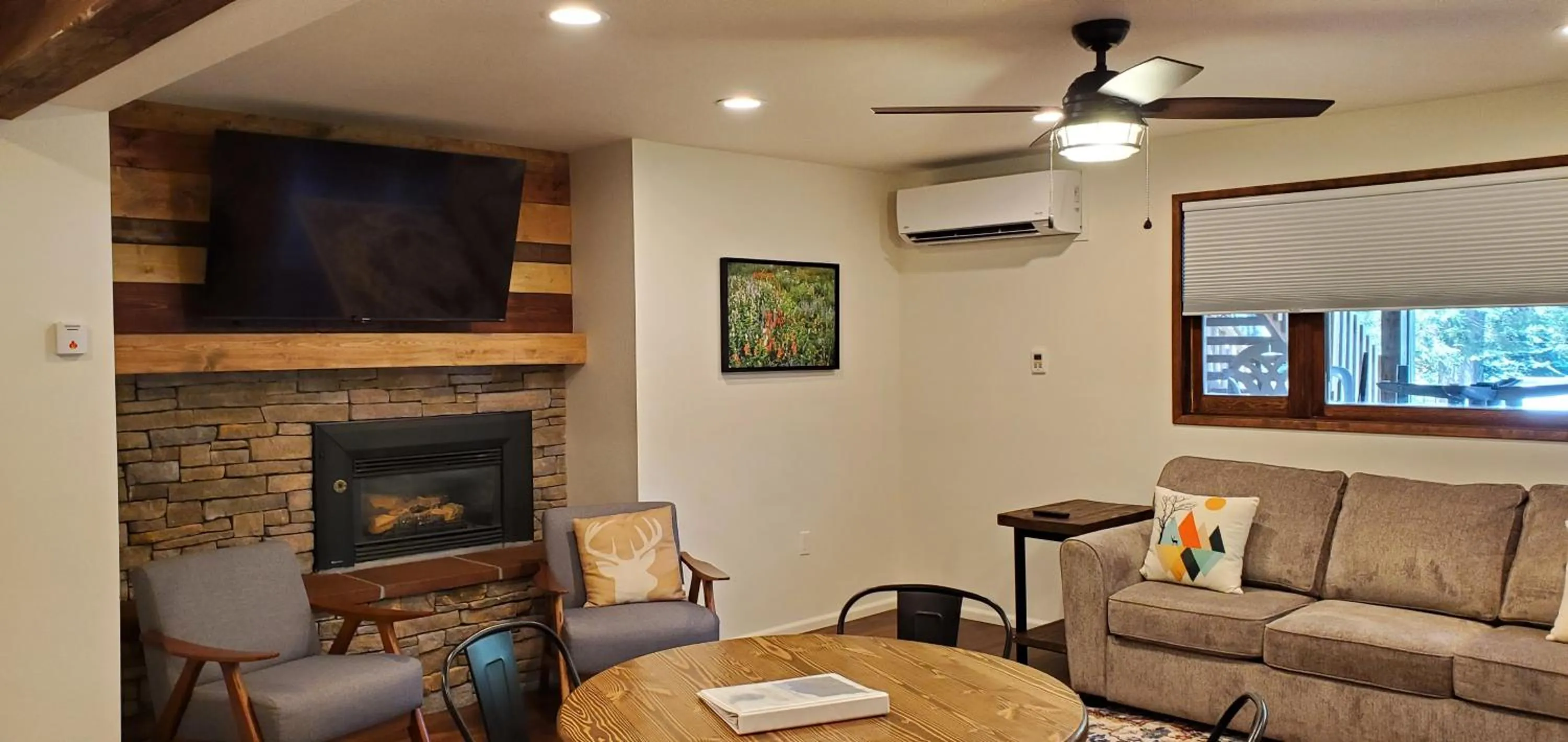 TV and multimedia in Eagle Cap Chalets