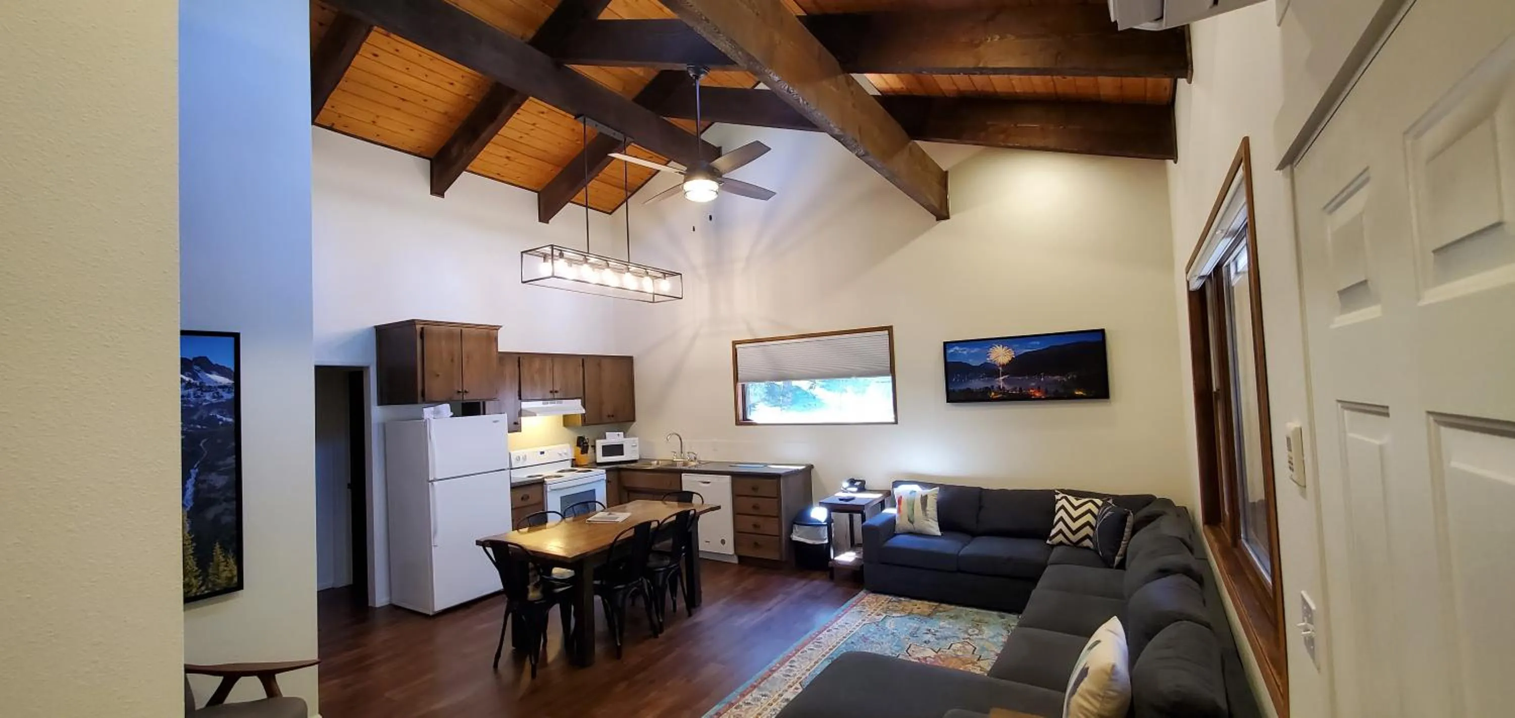 Living room in Eagle Cap Chalets