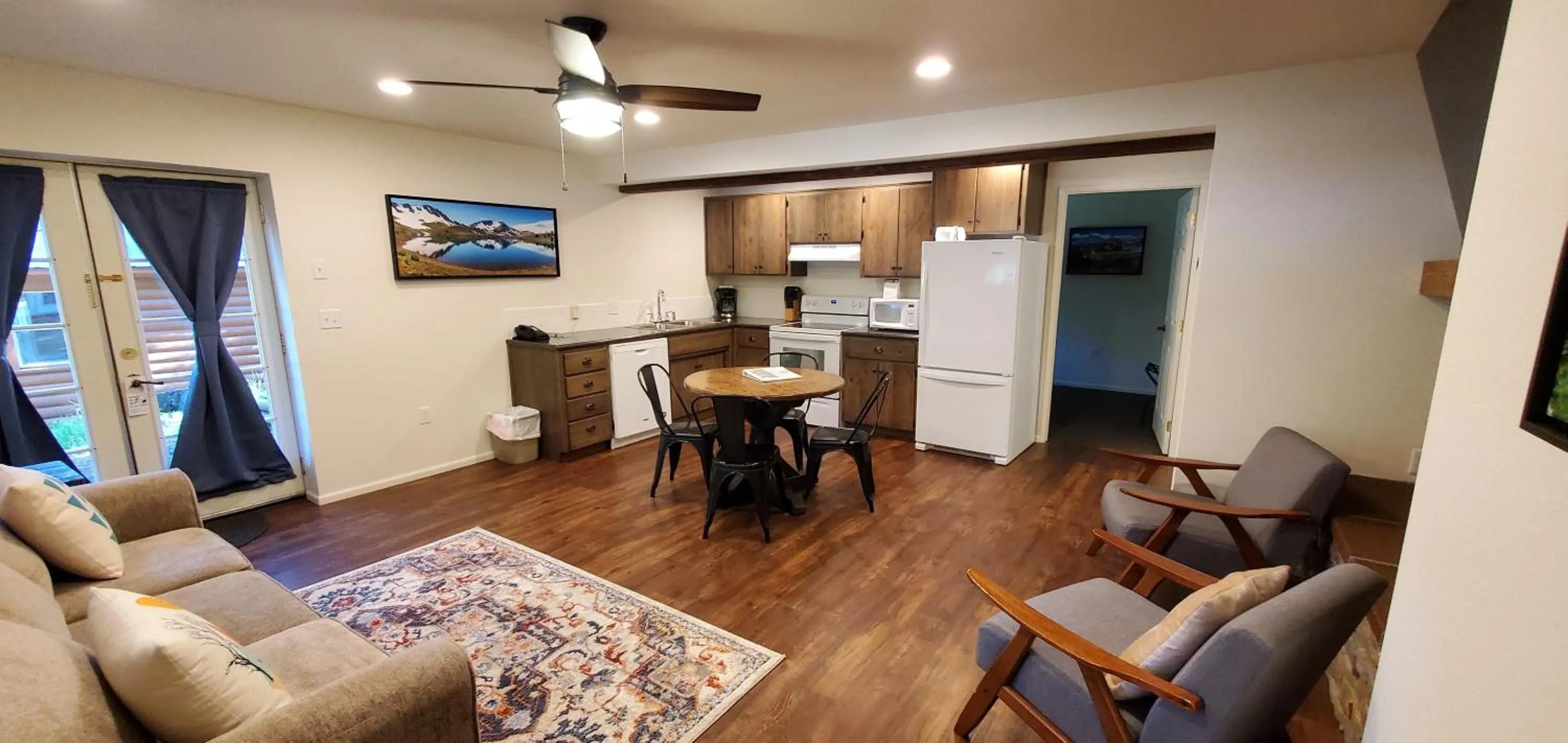 Living room in Eagle Cap Chalets