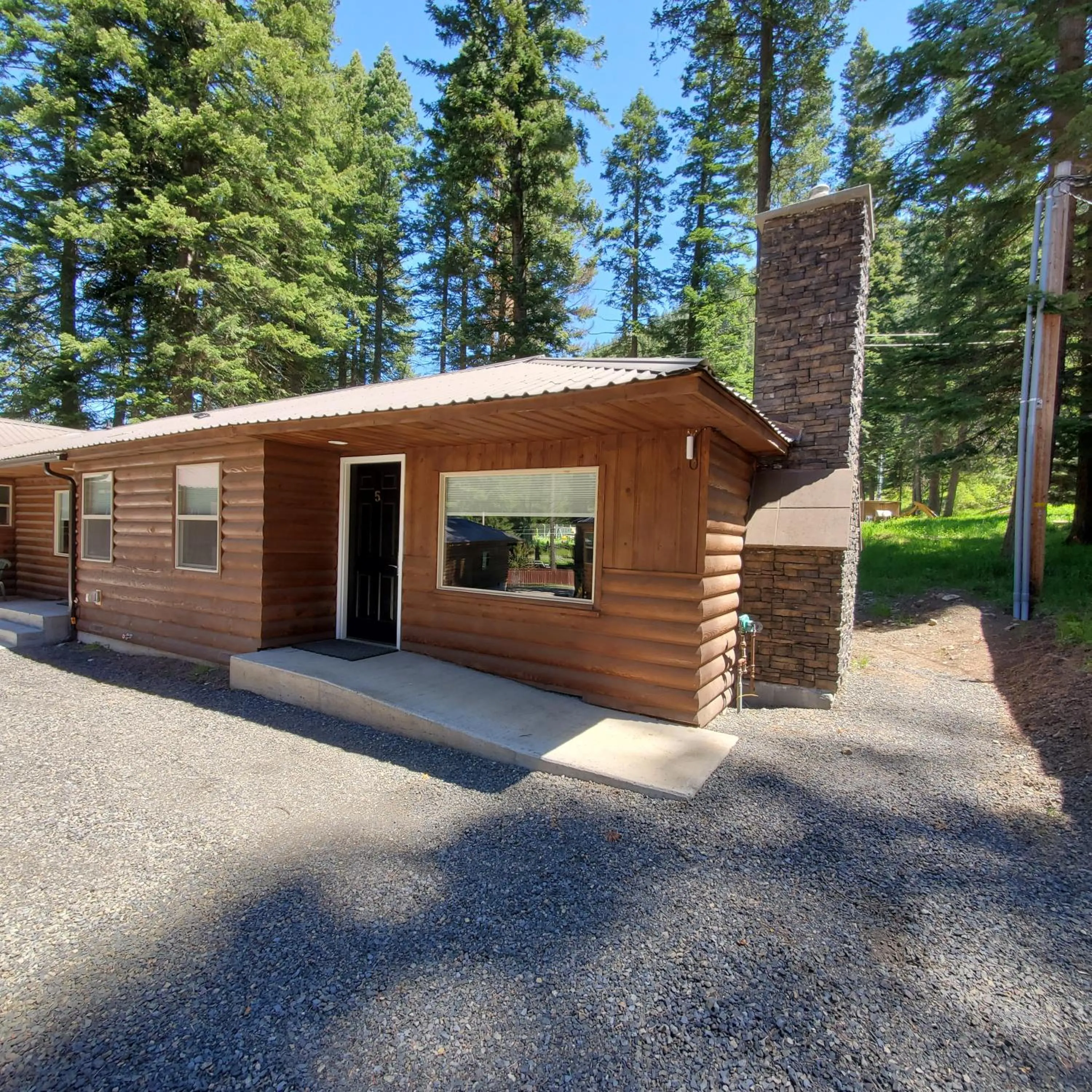 Property building in Eagle Cap Chalets