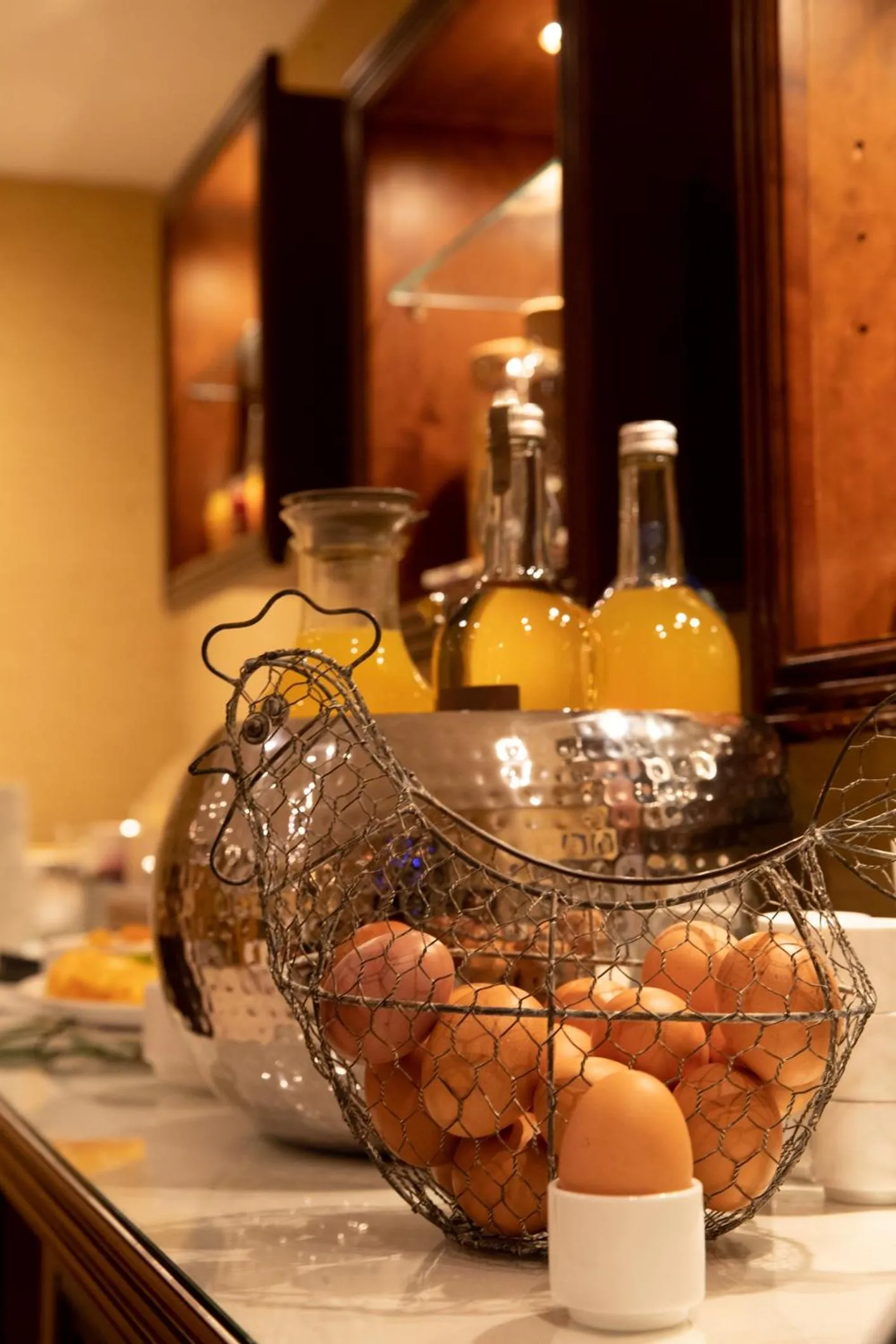 Continental breakfast in Villa Montparnasse
