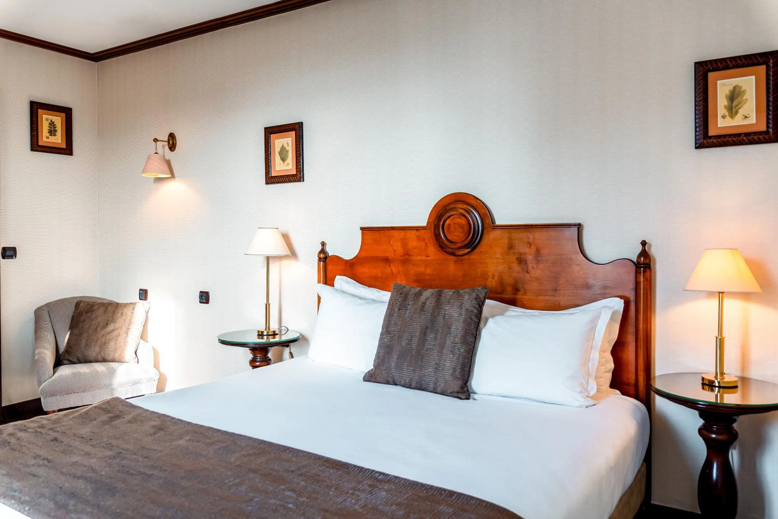 Bed in Villa Montparnasse