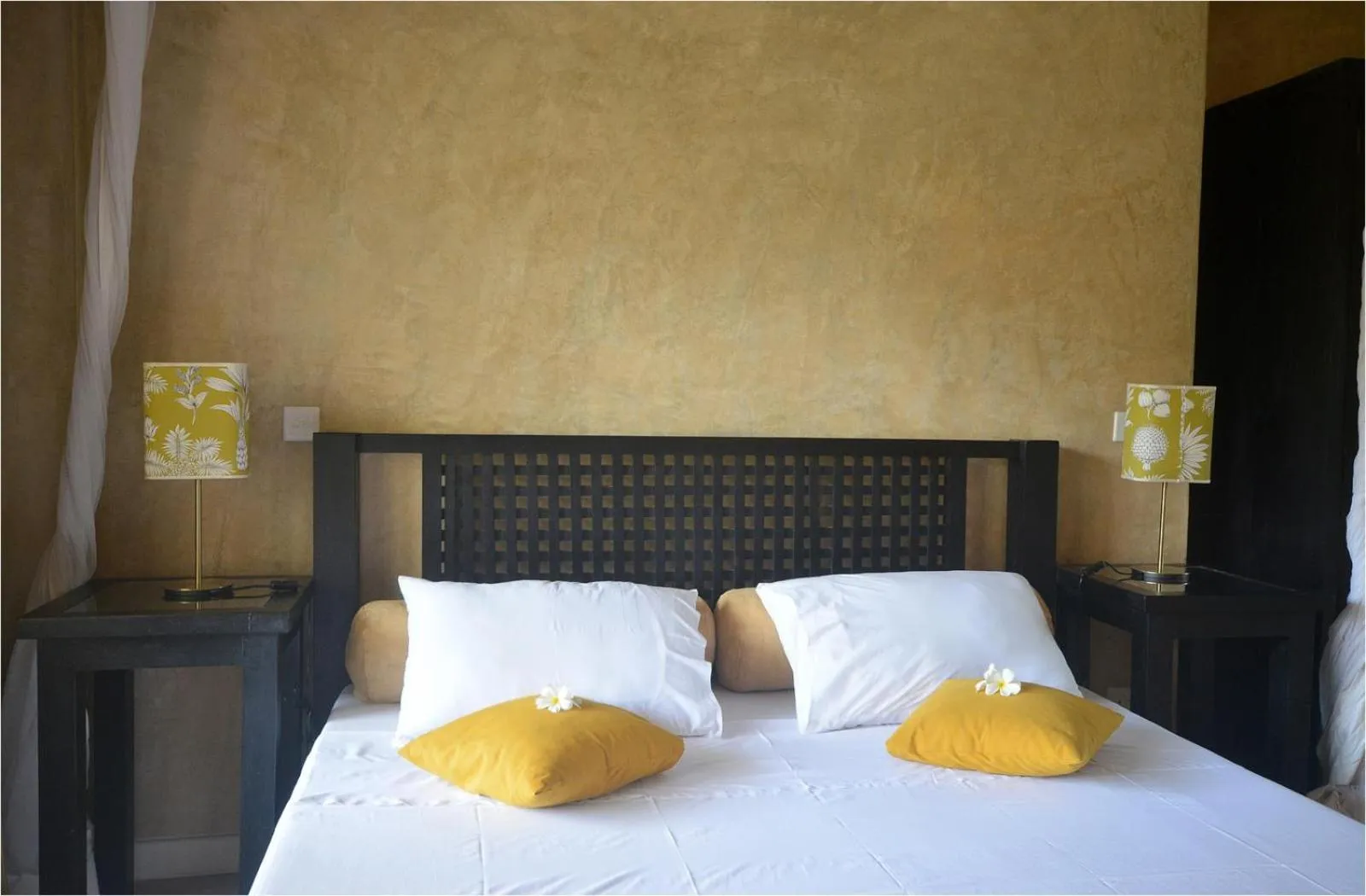 Bed in The Lawford Hotel