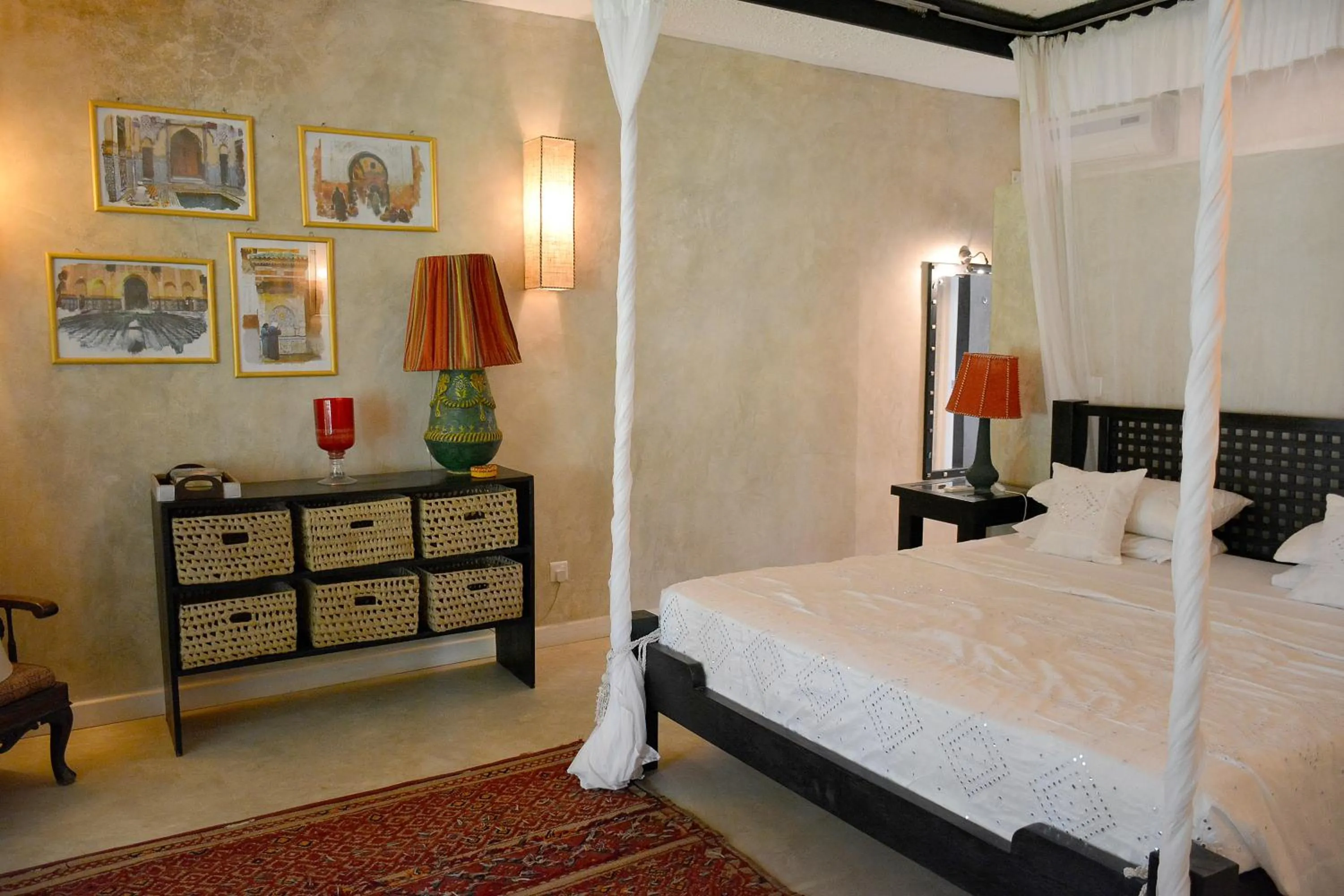 Bed in The Lawford Hotel