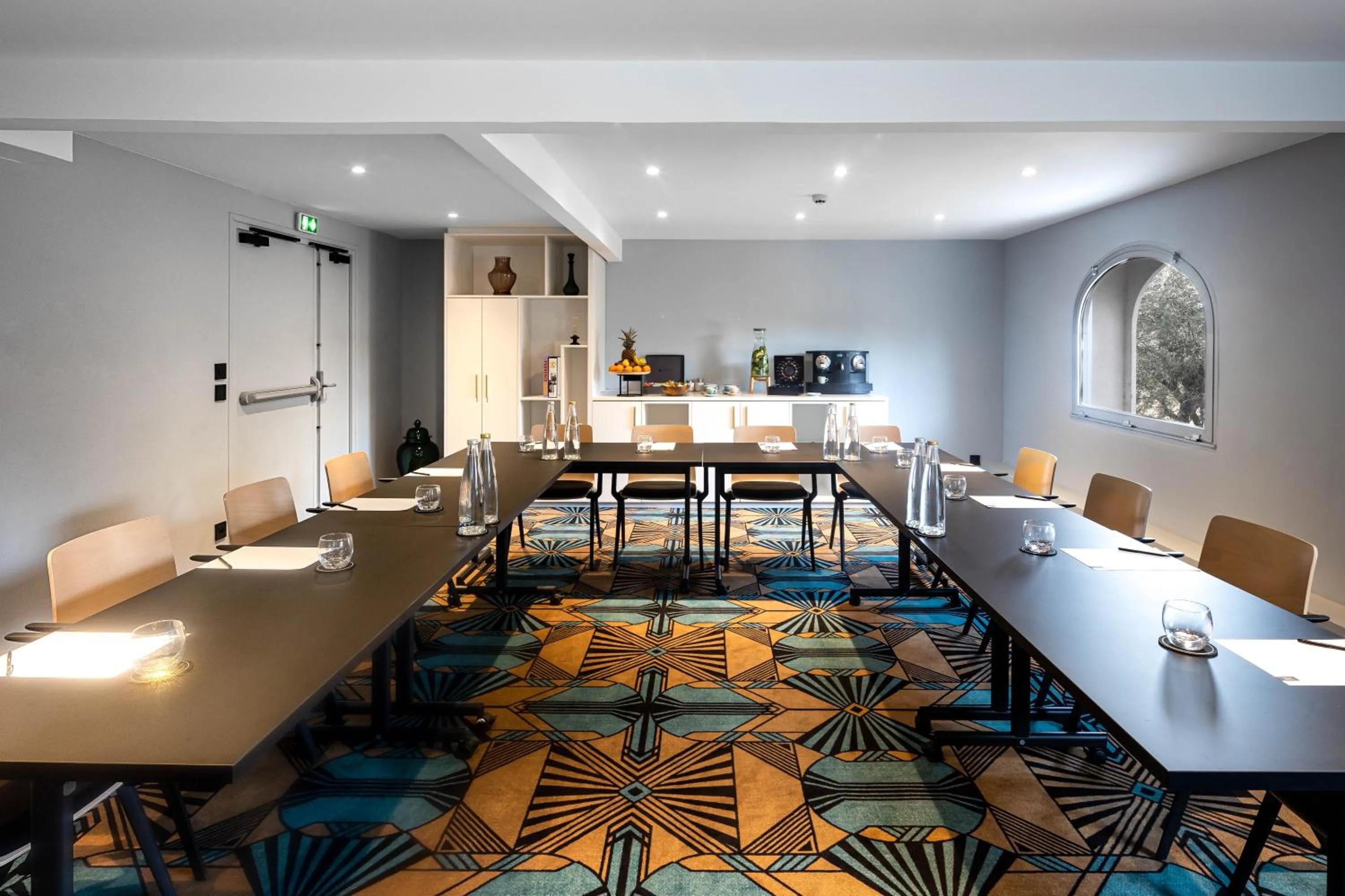 Seating area in The 1932 Hotel & Spa Cap d'Antibes - MGallery Collection