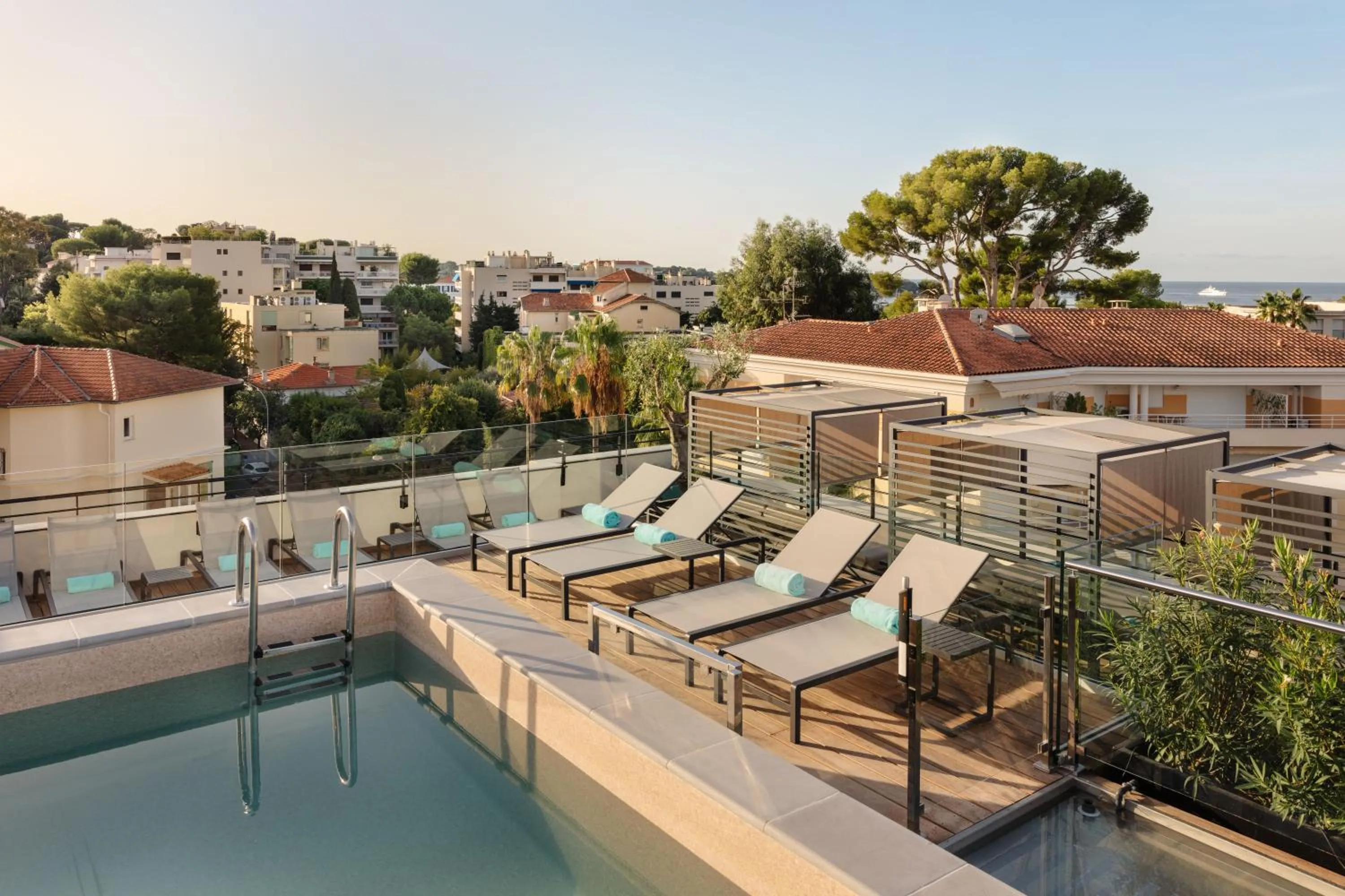 Day in The 1932 Hotel & Spa Cap d'Antibes - MGallery Collection