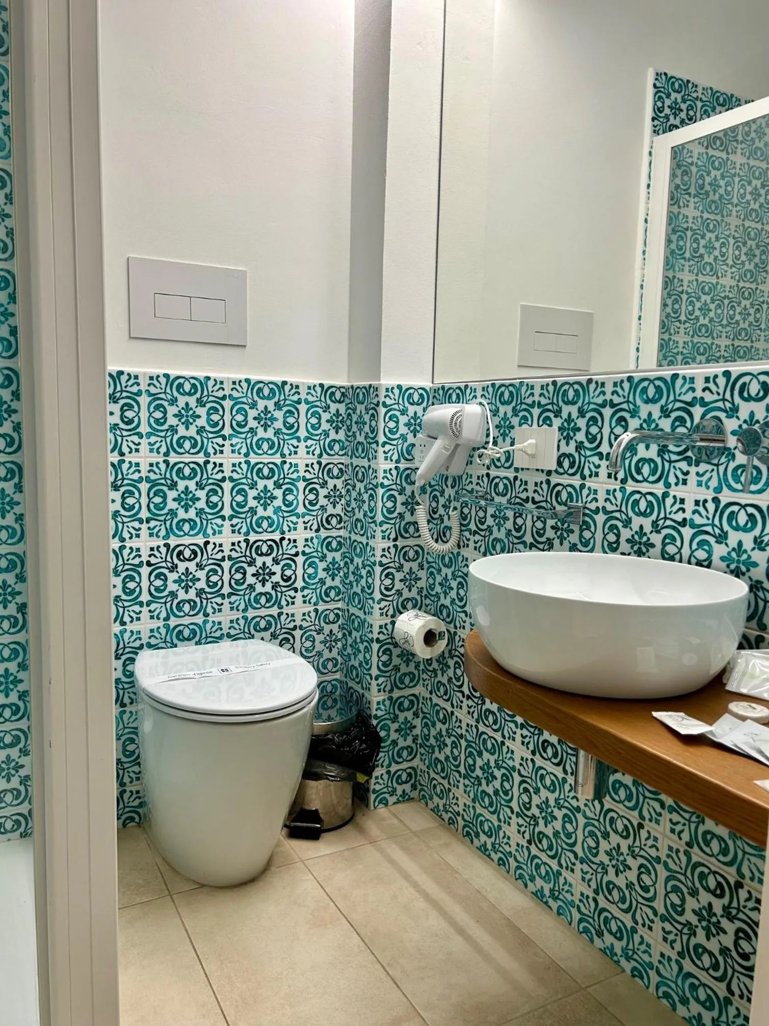 Toilet in THE PALACE B&B and Apartments