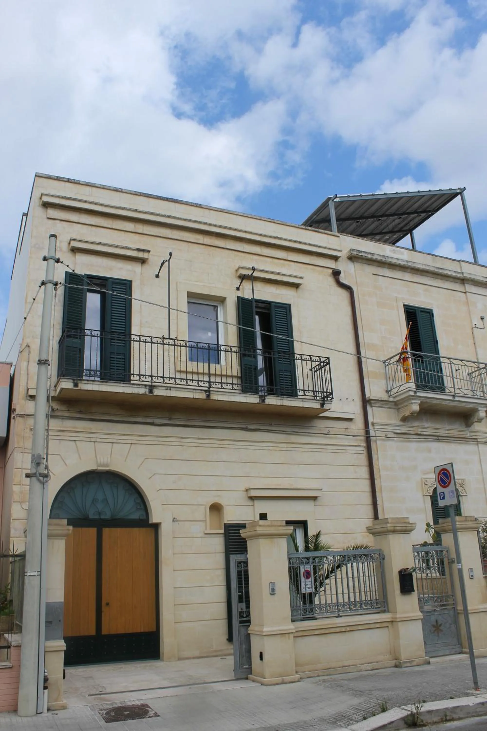 Property building in Dimora Le Tre Muse Guesthouse