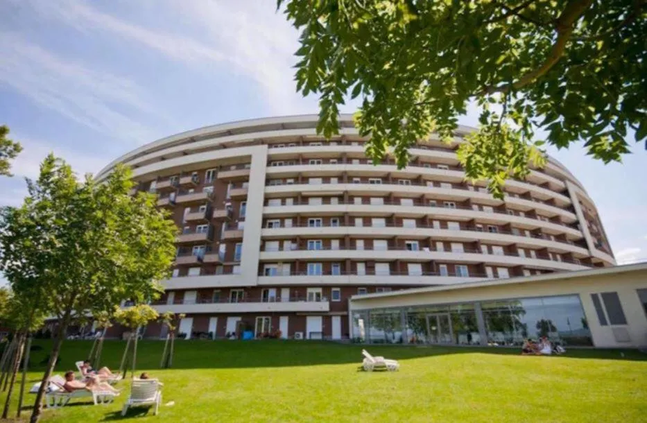 Property building in ‘Good Feelings’