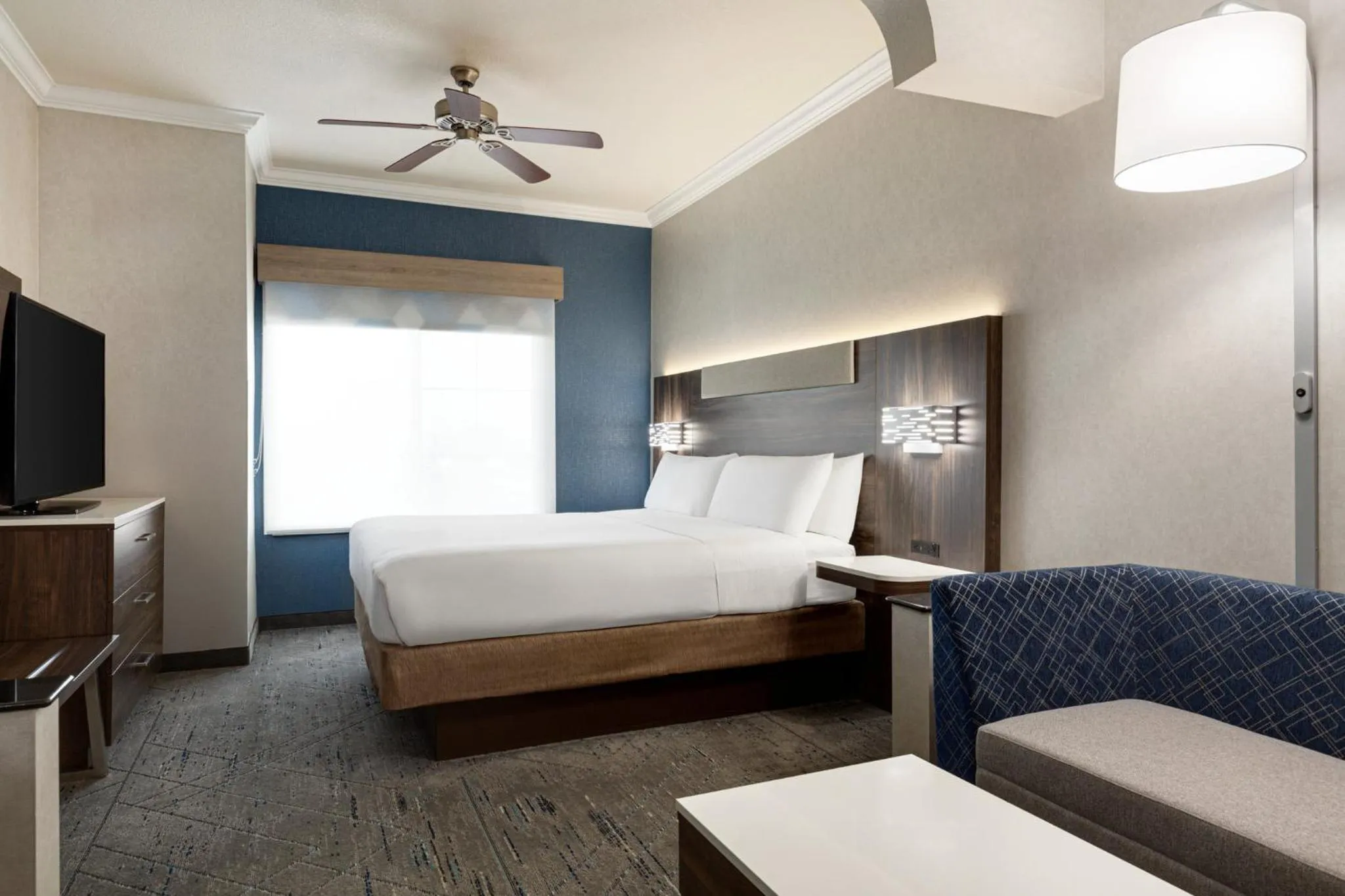 Photo of the whole room in Holiday Inn Express & Suites Bakersfield Central, an IHG Hotel