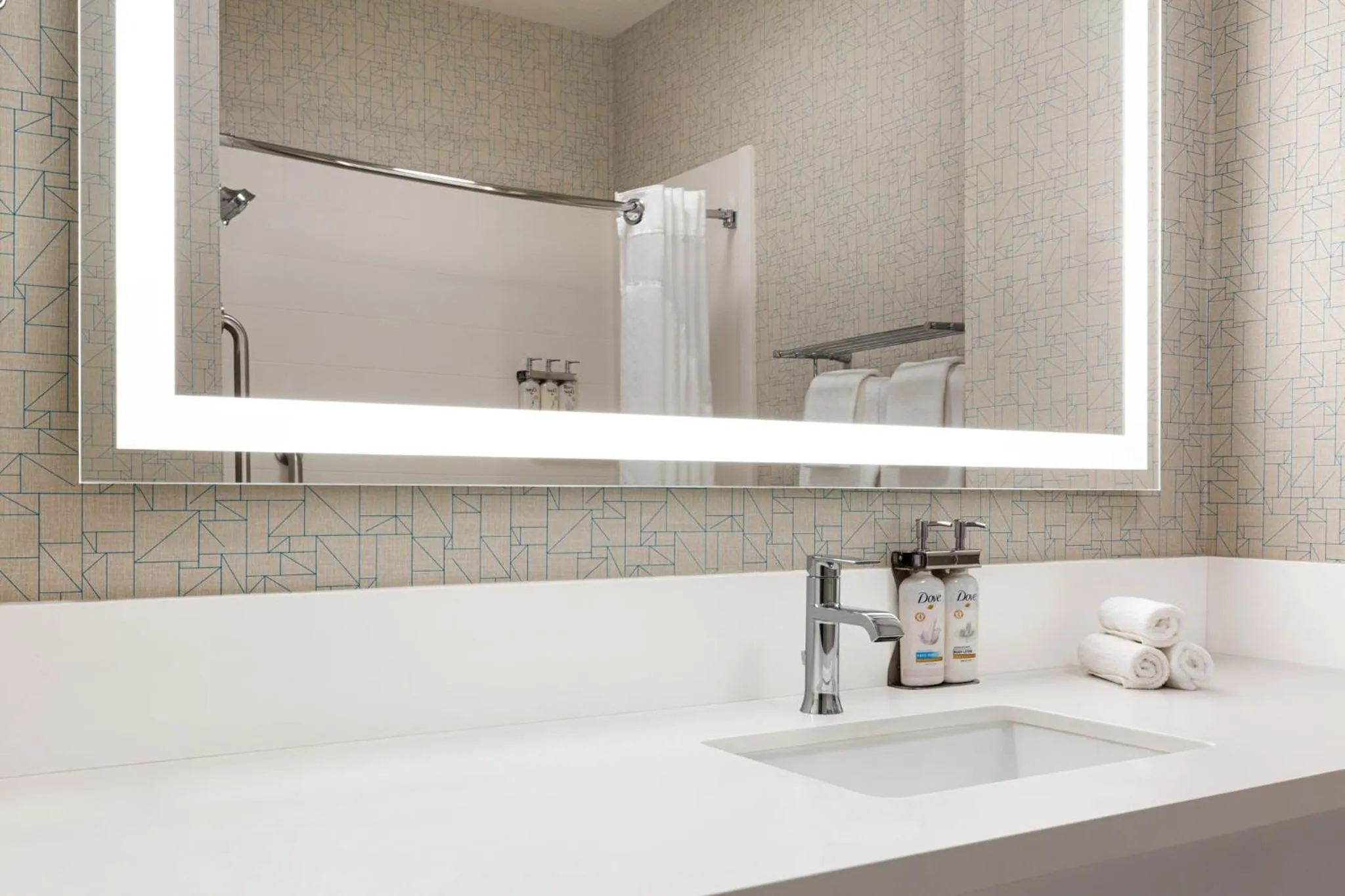 Bedroom in Holiday Inn Express & Suites Bakersfield Central, an IHG Hotel