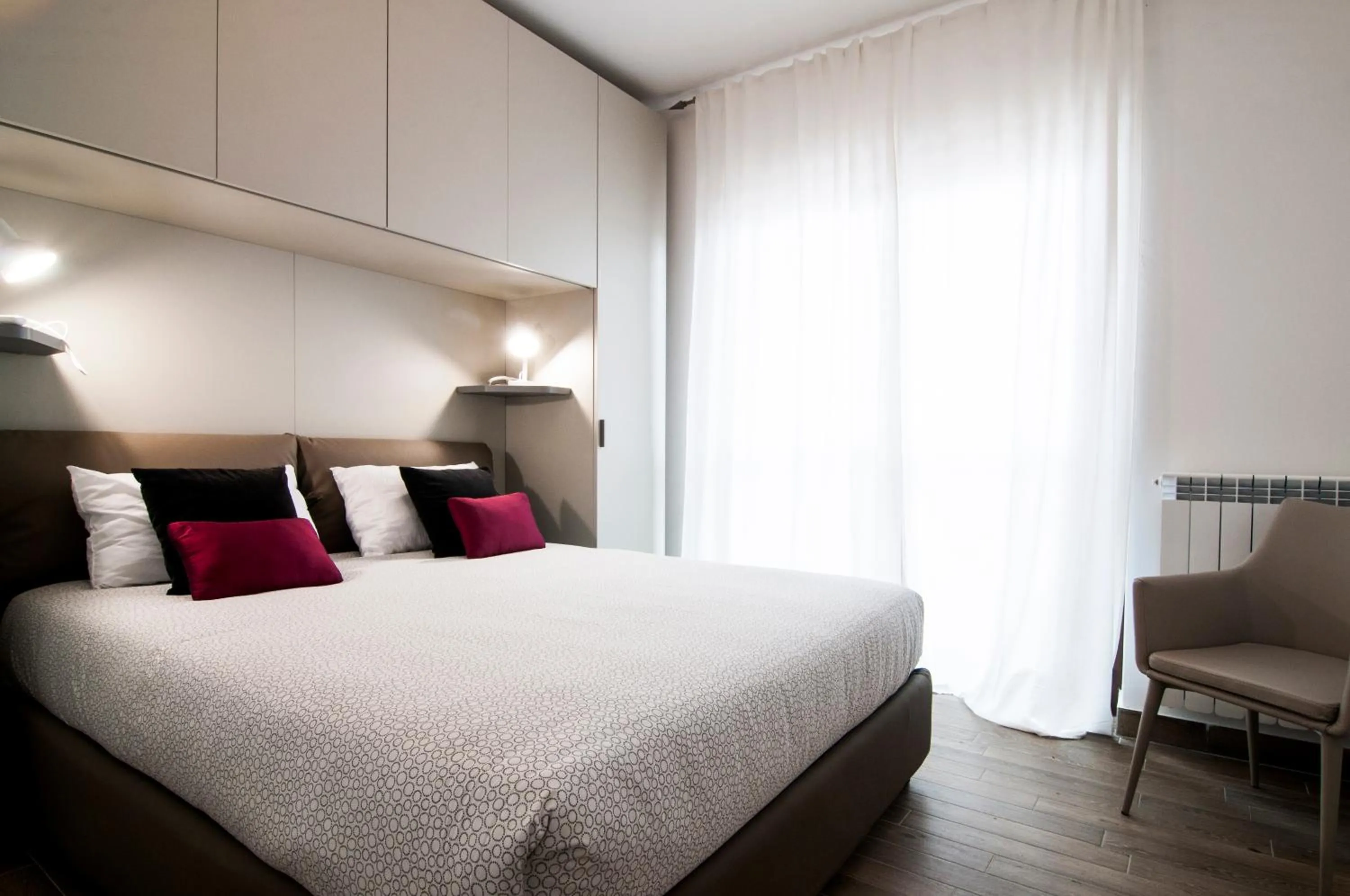 Bedroom, Bed in GuestHost - Fonte Laurentina Apartments