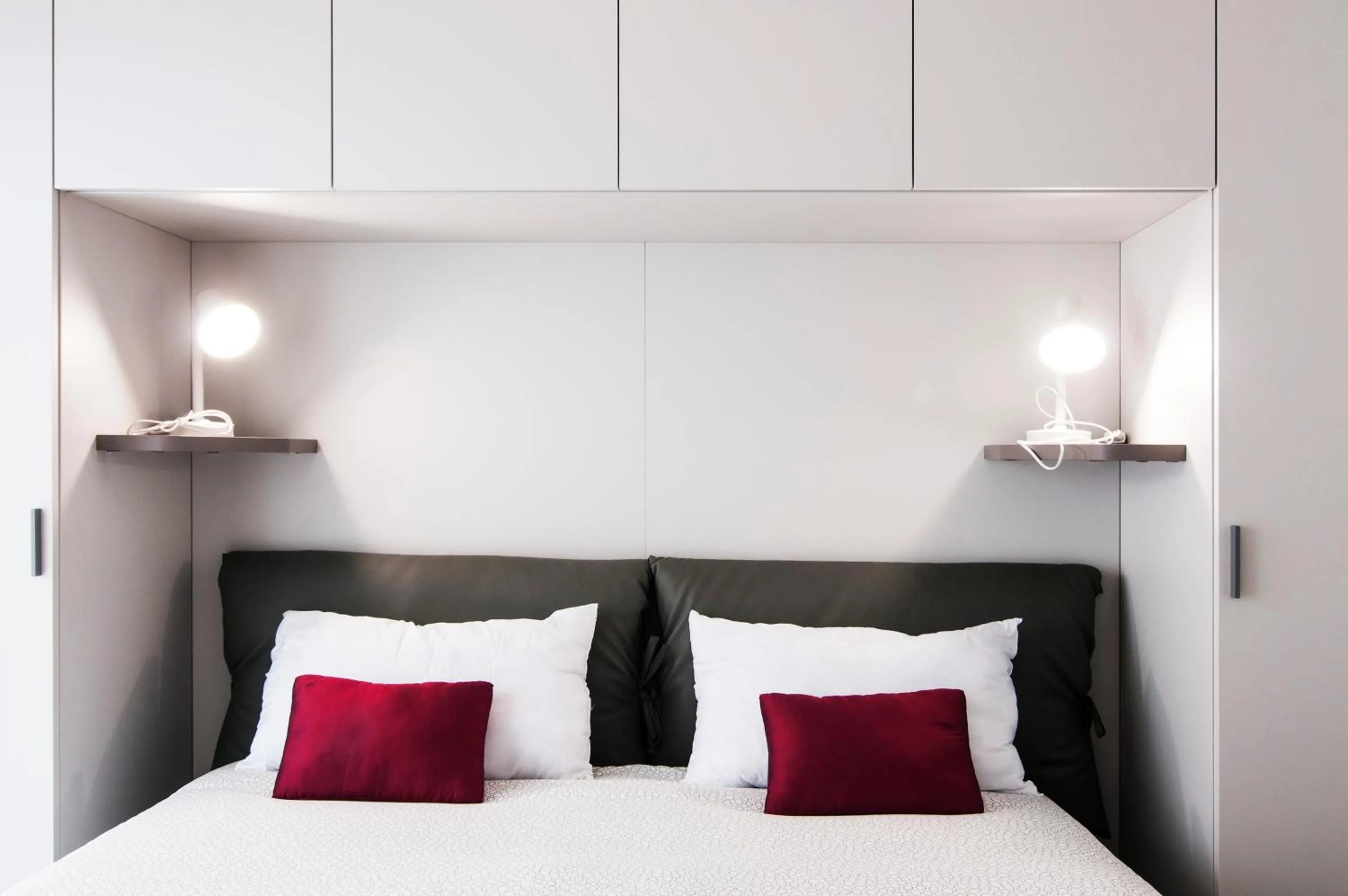 Bedroom, Bed in GuestHost - Fonte Laurentina Apartments