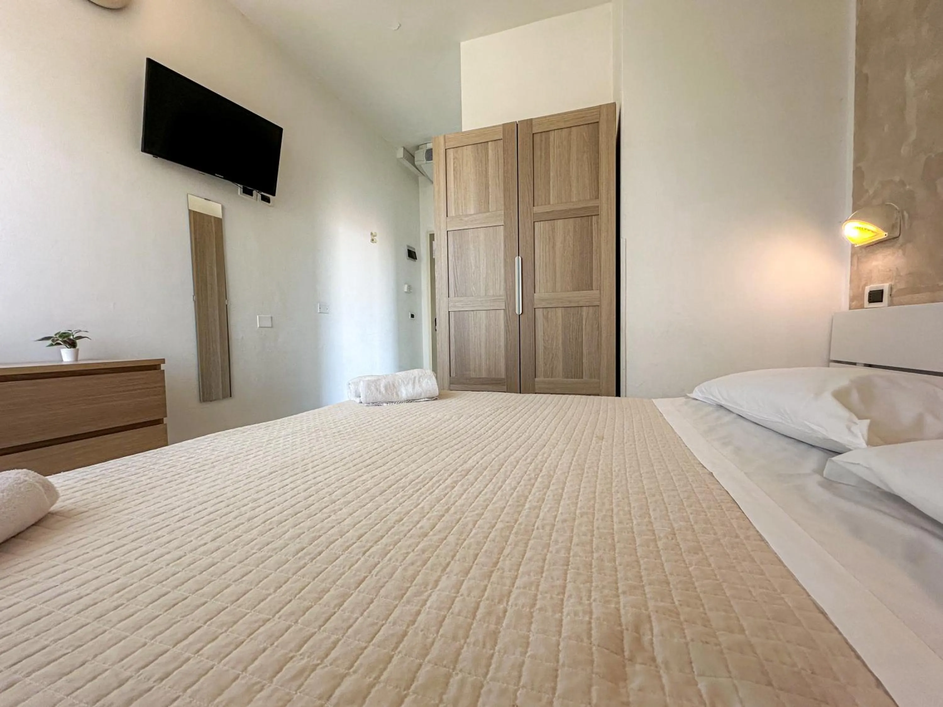 Bedroom in HOTEL JOHN