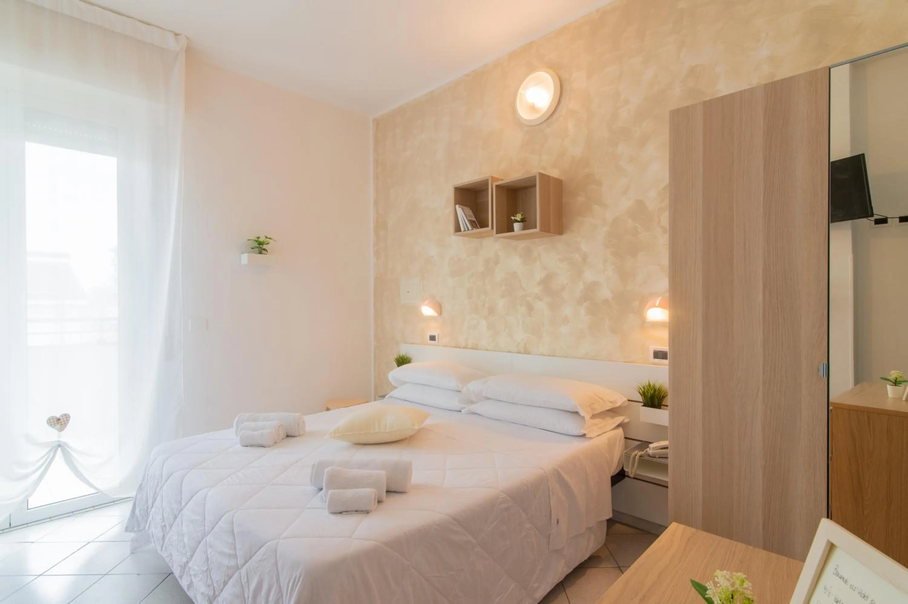 Photo of the whole room in HOTEL JOHN