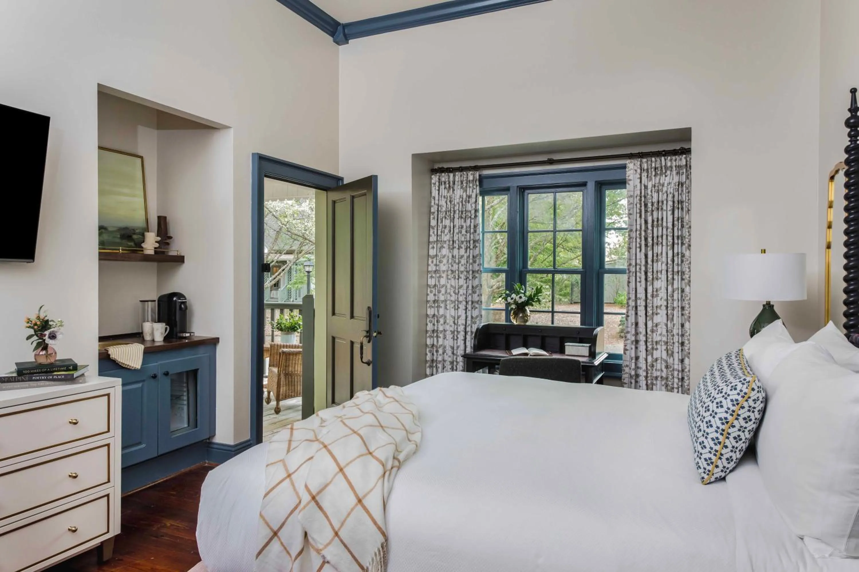 Bed in Barnsley Resort