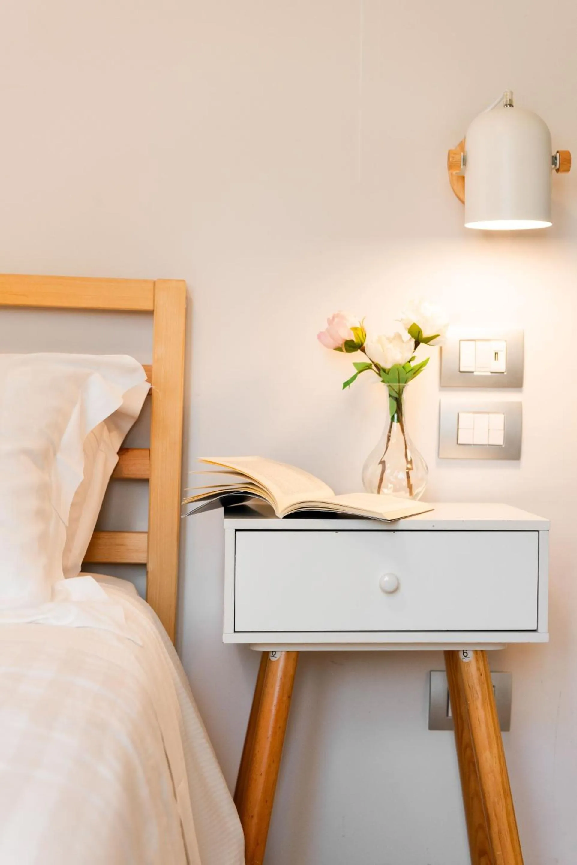 Bedroom, Bed in Winkler Suites