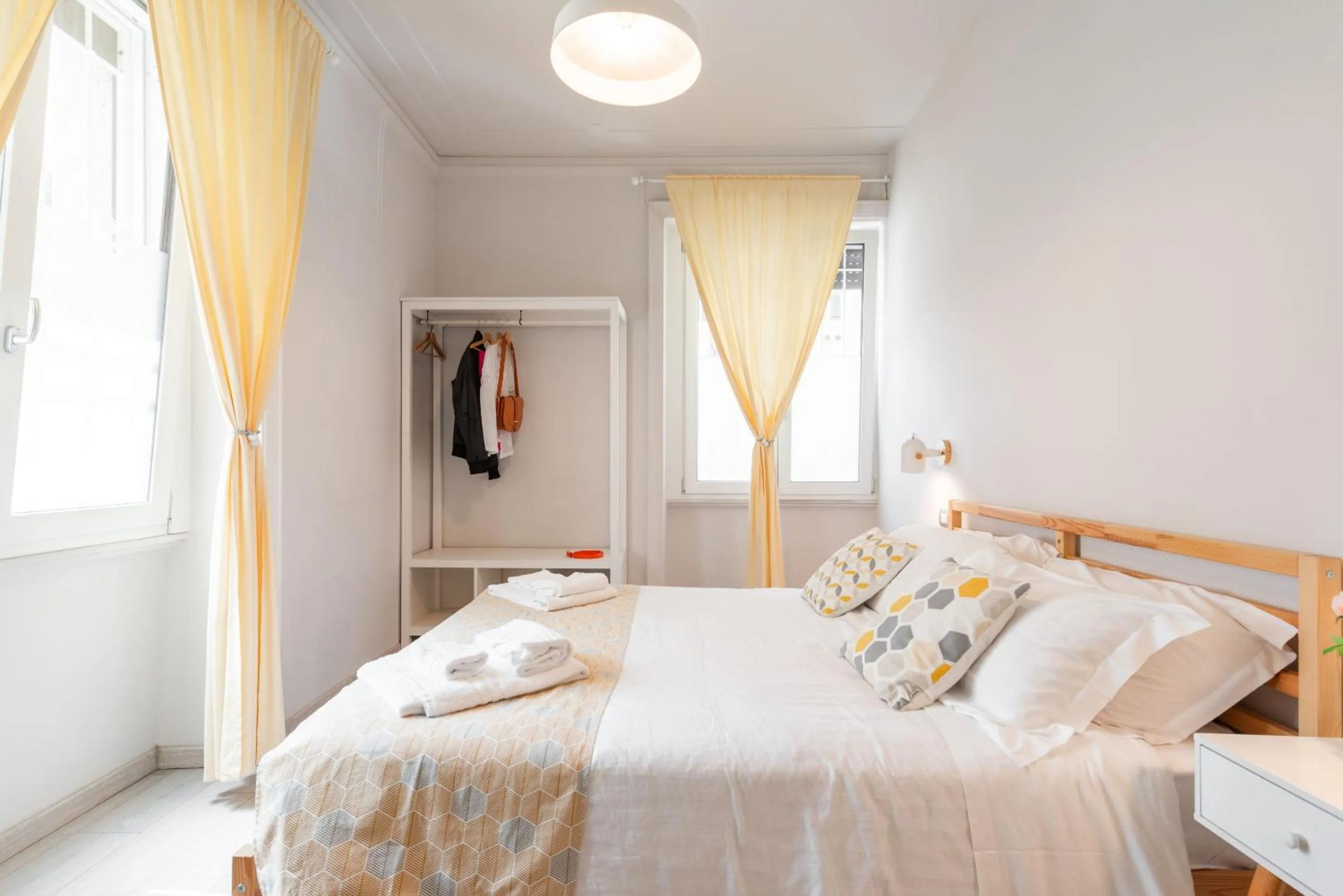 Bedroom, Bed in Winkler Suites