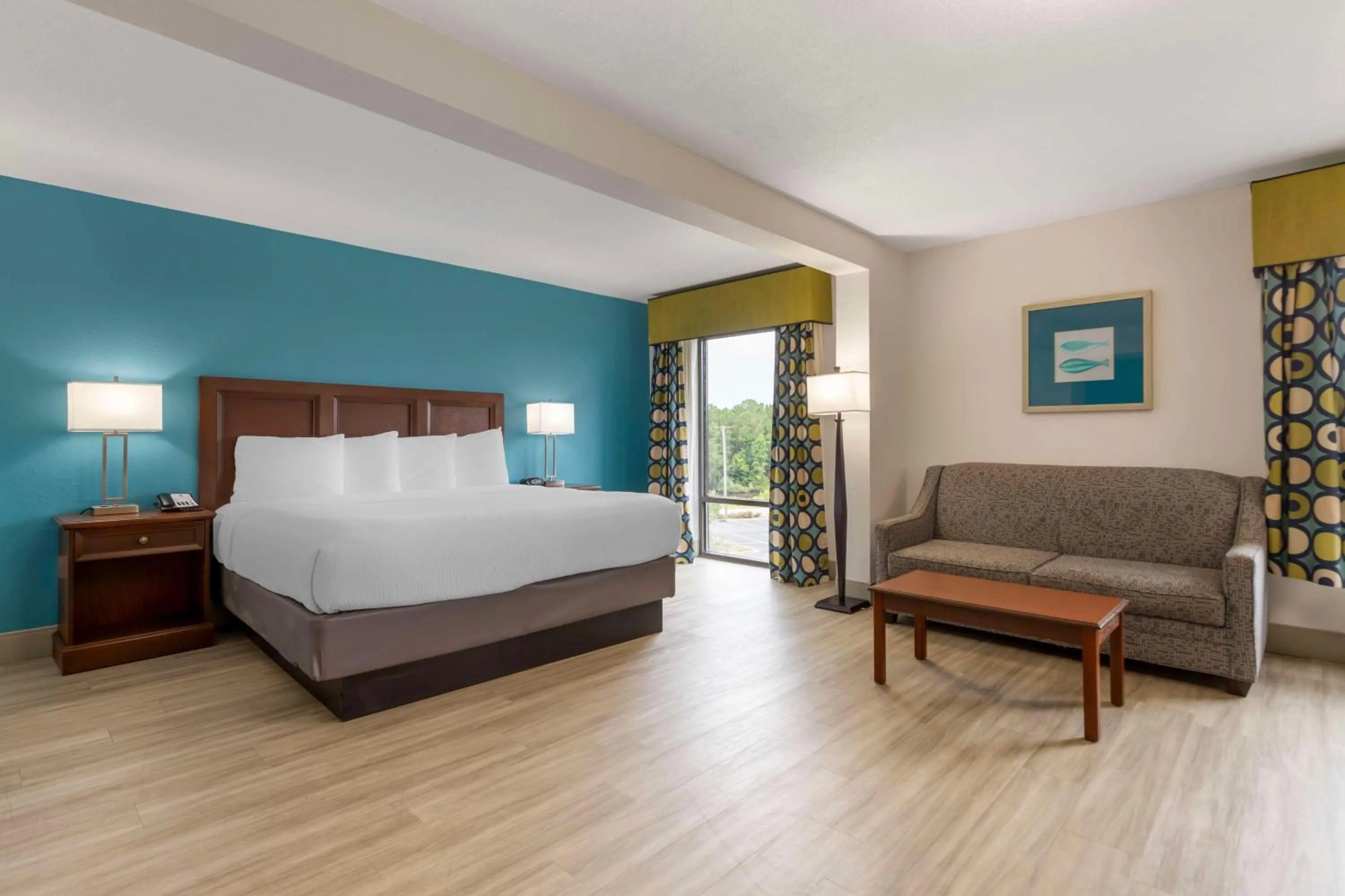 Bedroom, Bed in Best Western Plus Myrtle Beach@Intracoastal