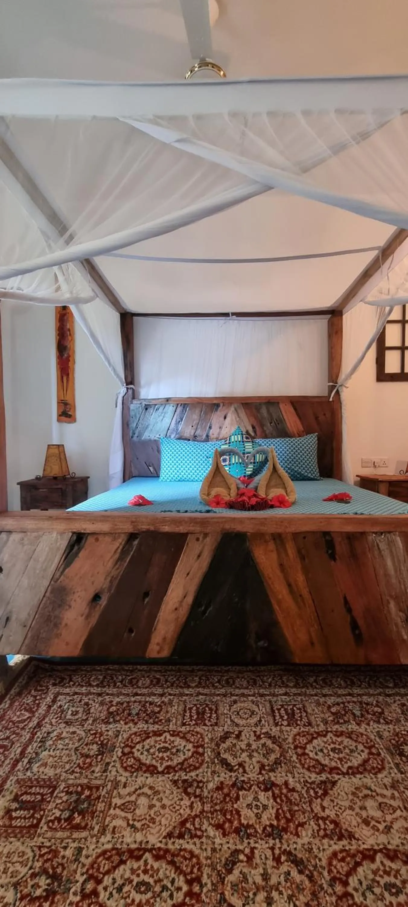 Balcony/Terrace, Bed in Salama & Mbuyuni Bungalows