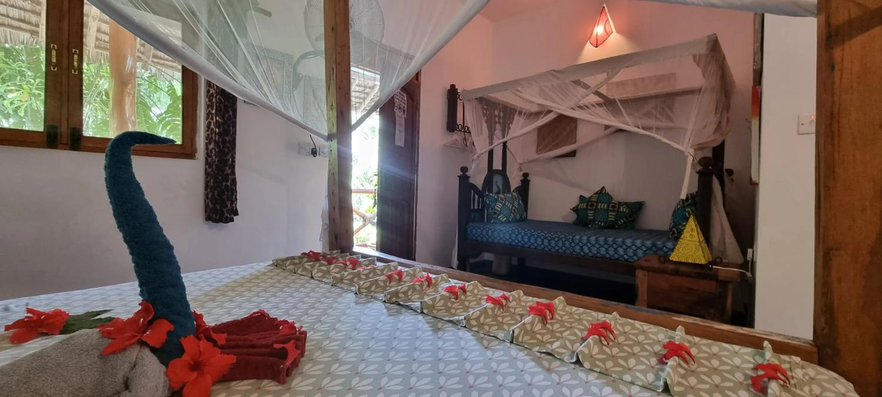 Balcony/Terrace, Bed in Salama & Mbuyuni Bungalows