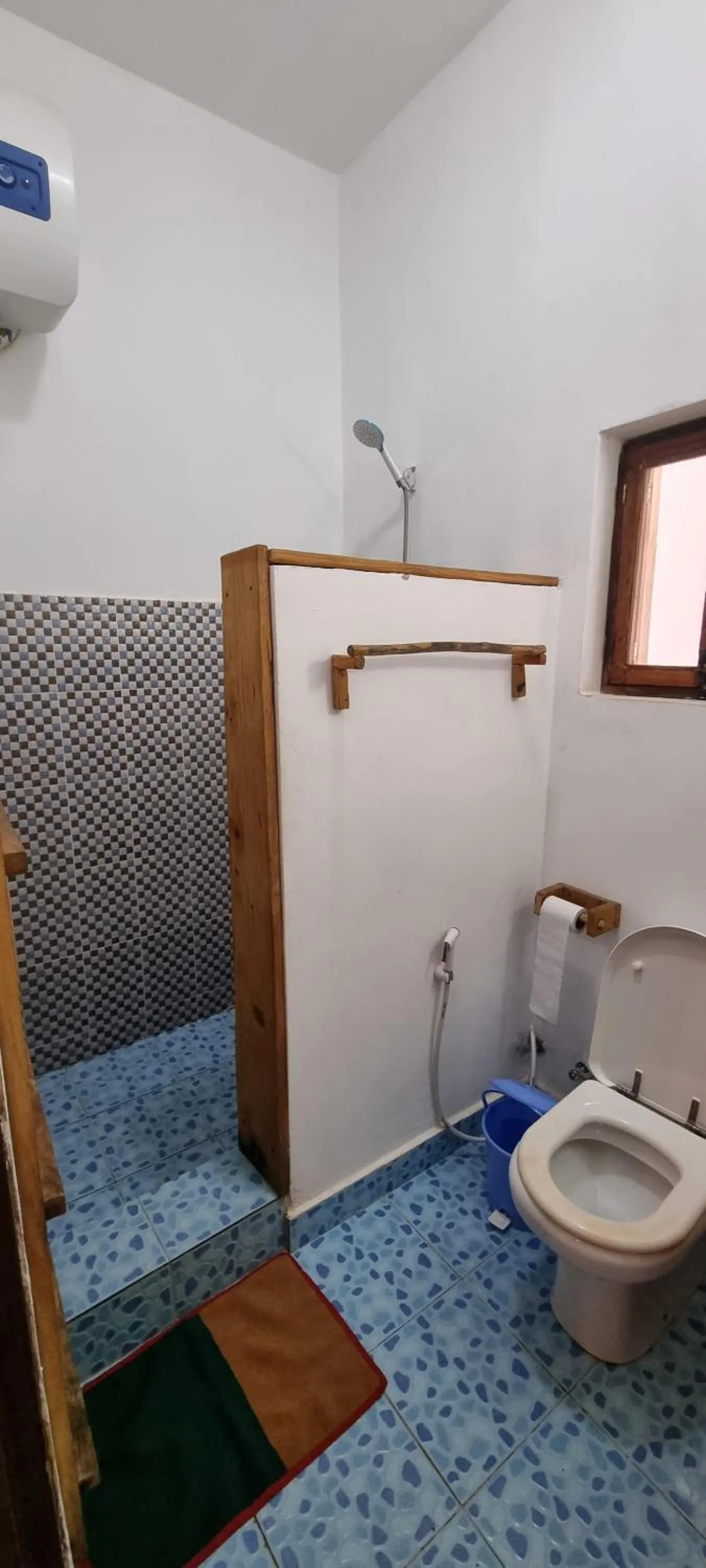 Shower in Salama & Mbuyuni Bungalows