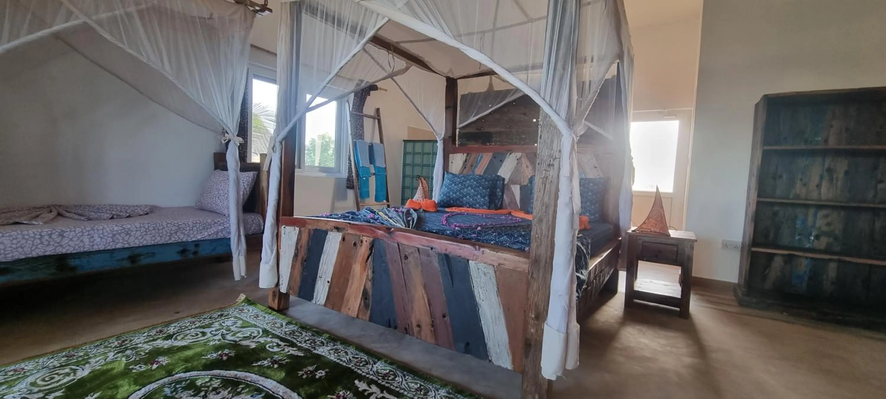 Bed in Salama & Mbuyuni Bungalows