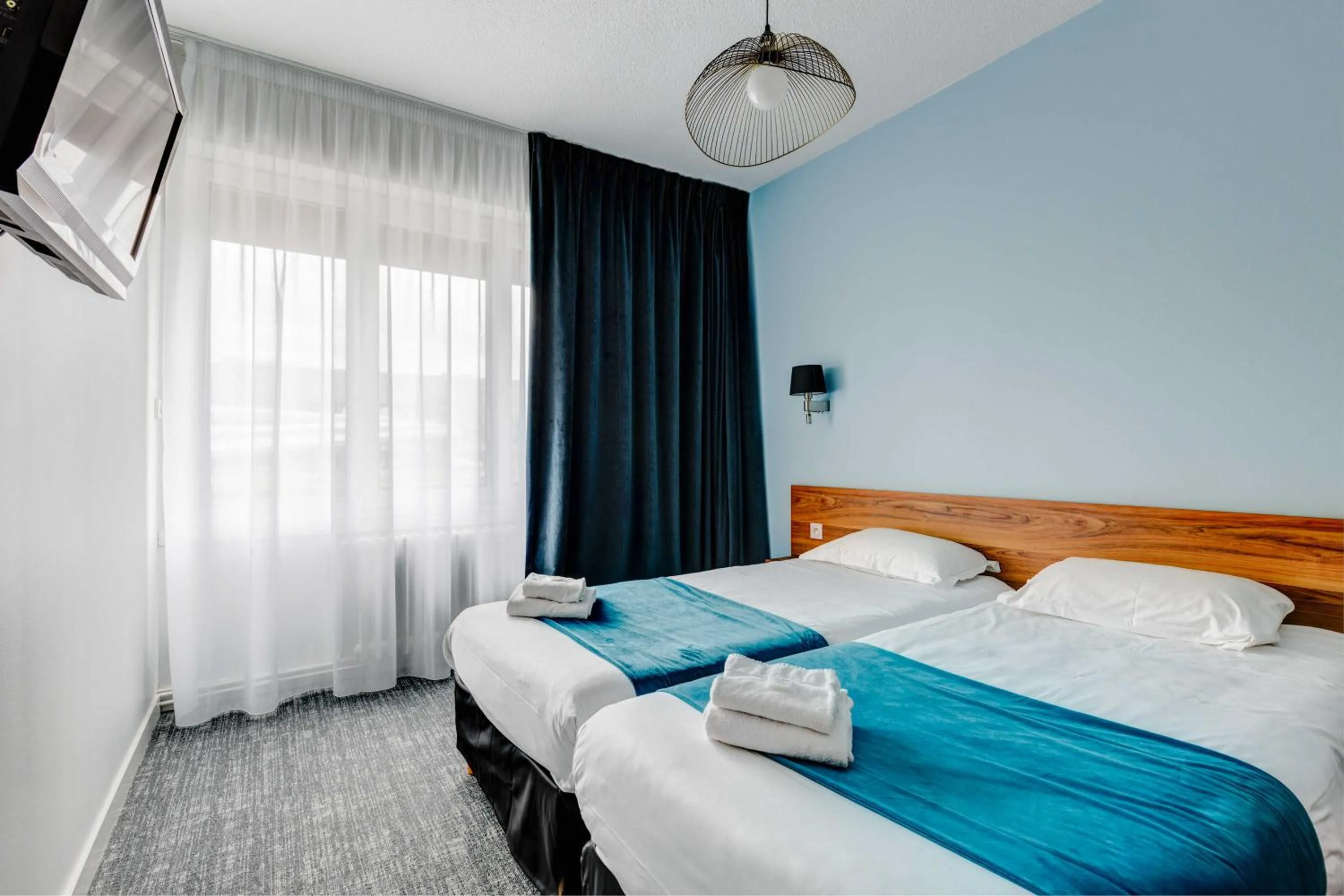 Bed in le paris brest hotel