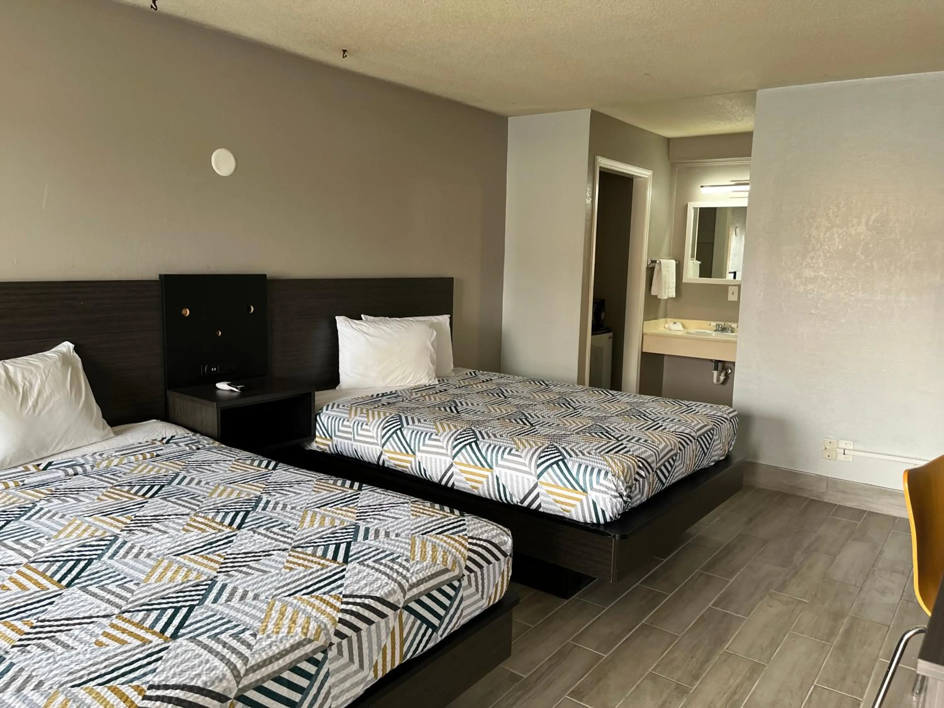 Bed in Motel 6 Cordele, GA