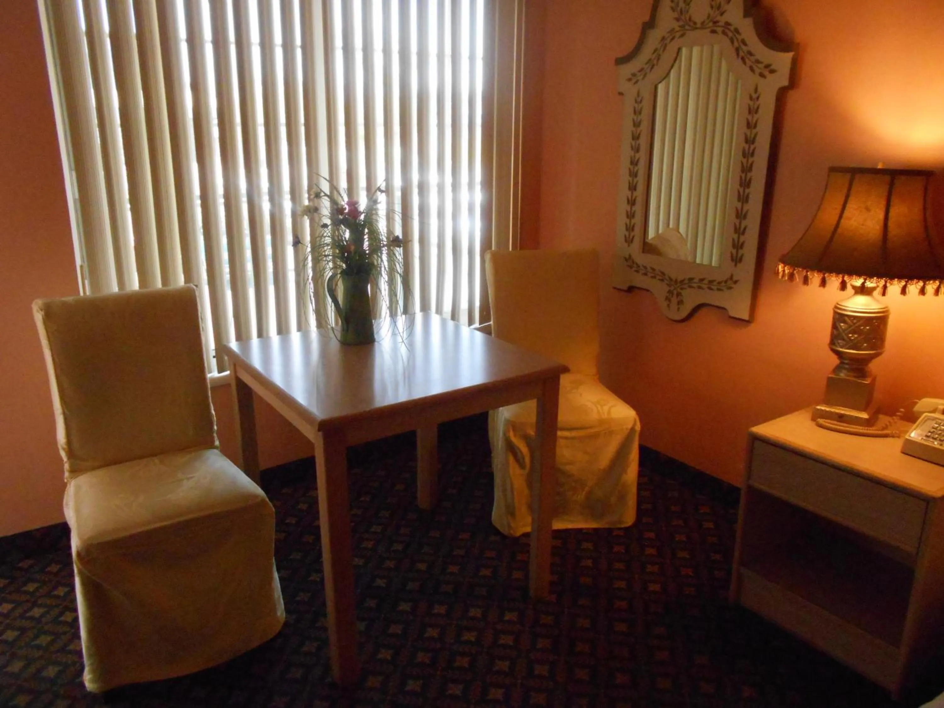 Seating area in Victorian Inn