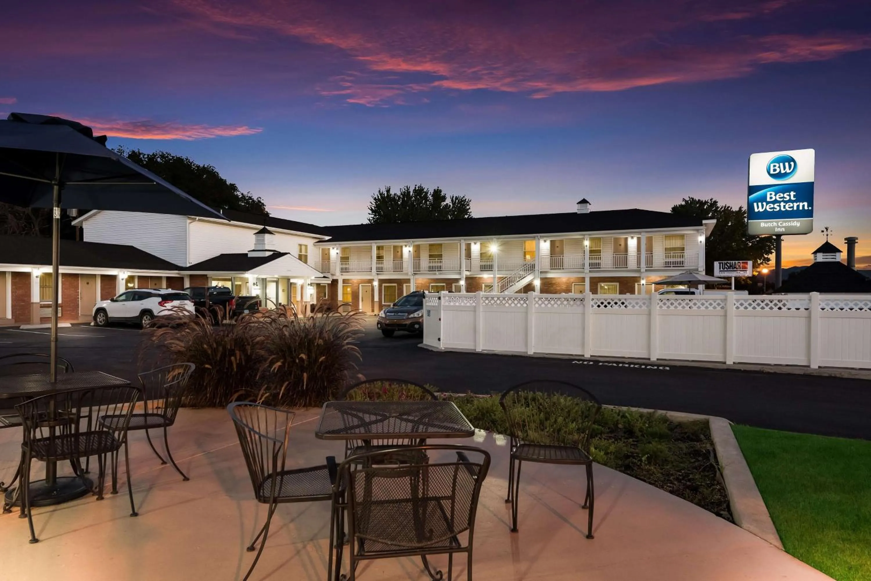 Property building in Best Western Butch Cassidy Inn