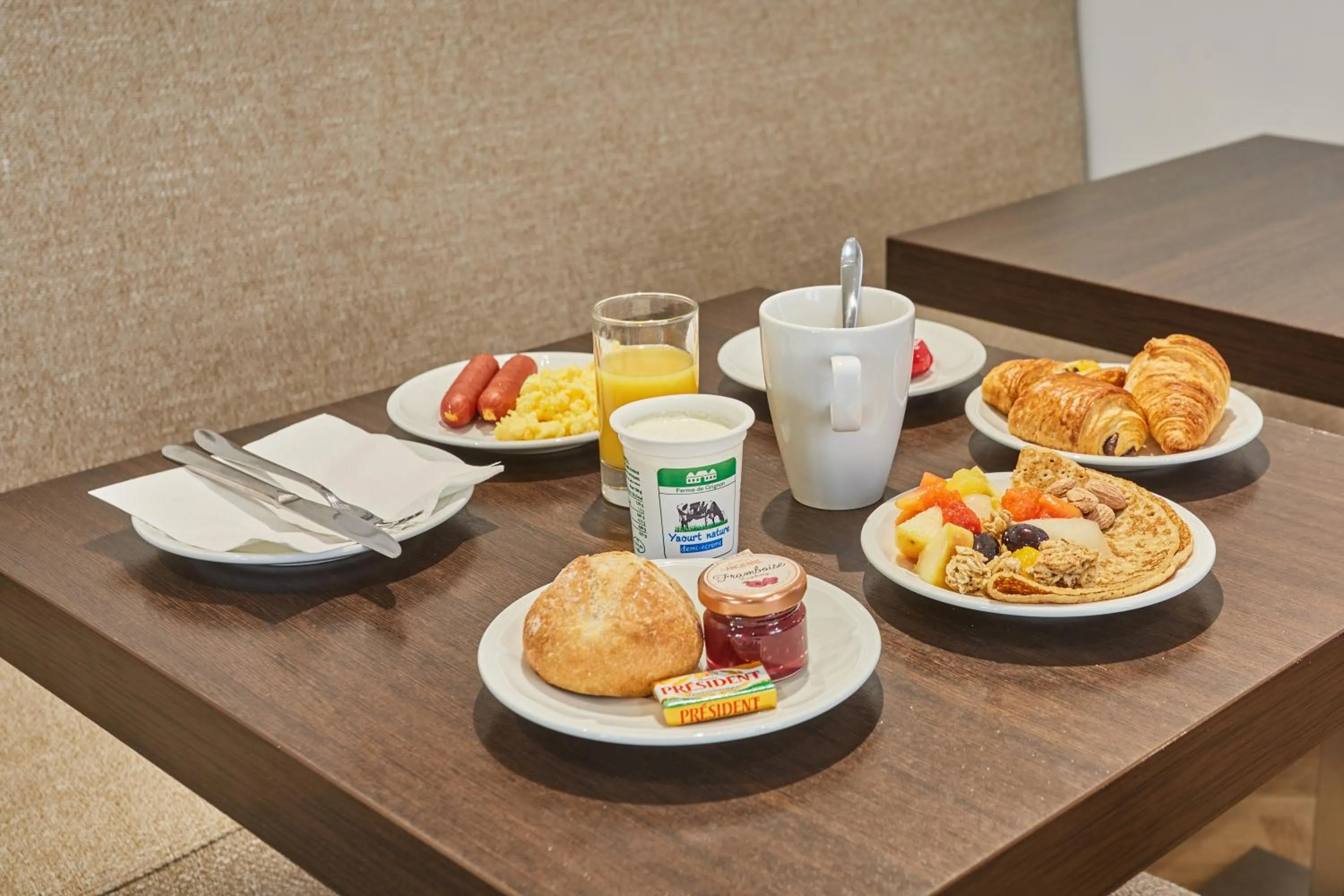 Food and drinks in Hotel Gabriel Issy Paris